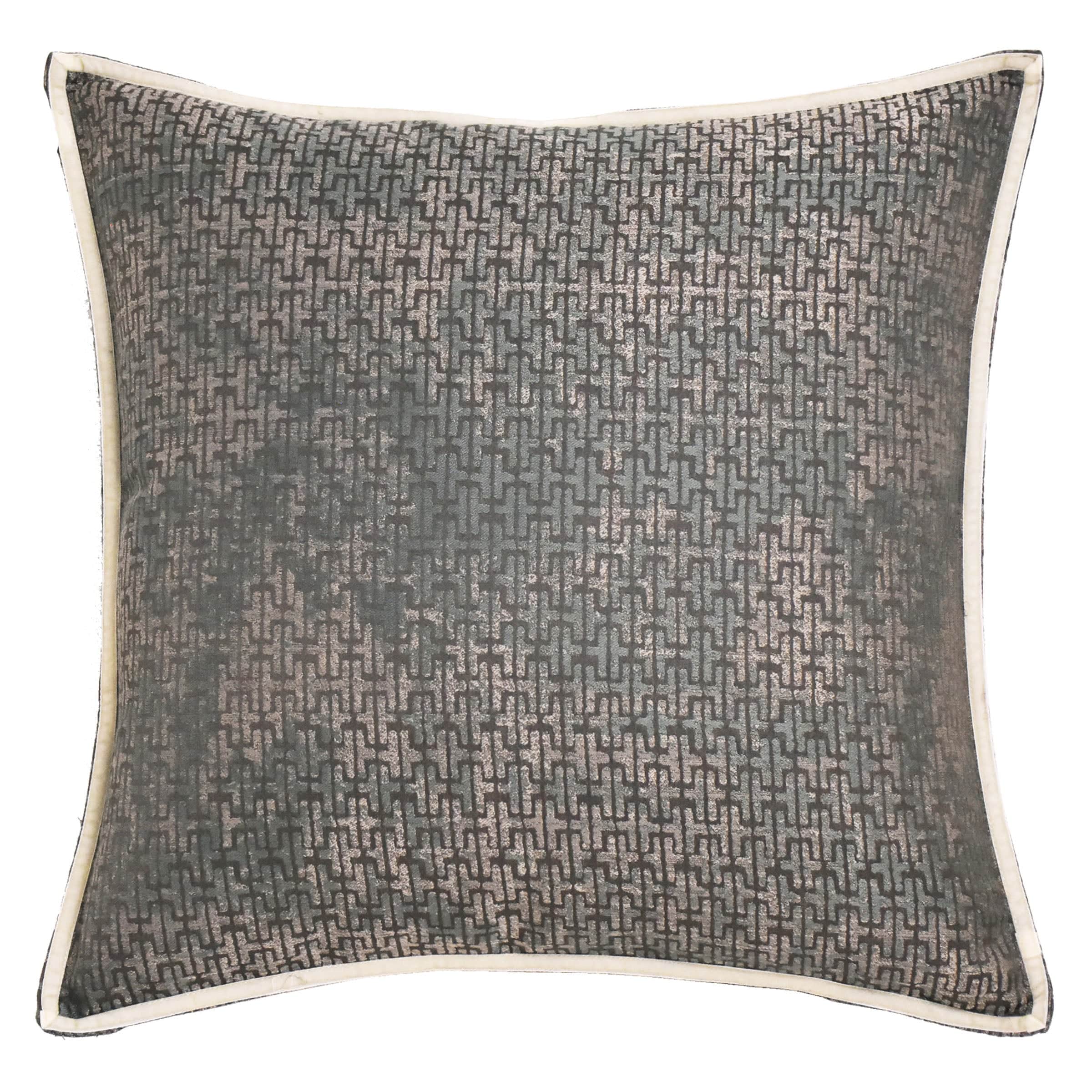 45X45 Cm Grant Jacquard Throw Cushion Ecc-007 -  Cushions | وسادة رمي منحوتة من الجاكار مقاس 45 × 45 سم - ebarza Furniture UAE | Shop Modern Furniture in Abu Dhabi & Dubai - مفروشات ايبازرا في الامارات | تسوق اثاث عصري وديكورات مميزة في دبي وابوظبي