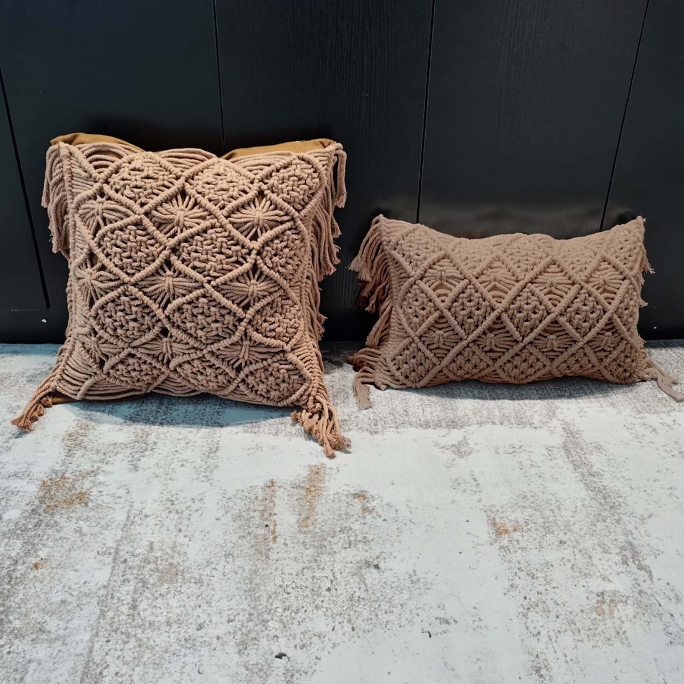 45x45 cm Rope Cushion KD2325 -  Cushions | وسادة حبل مقاس 45 × 45 سم - ebarza Furniture UAE | Shop Modern Furniture in Abu Dhabi & Dubai - مفروشات ايبازرا في الامارات | تسوق اثاث عصري وديكورات مميزة في دبي وابوظبي