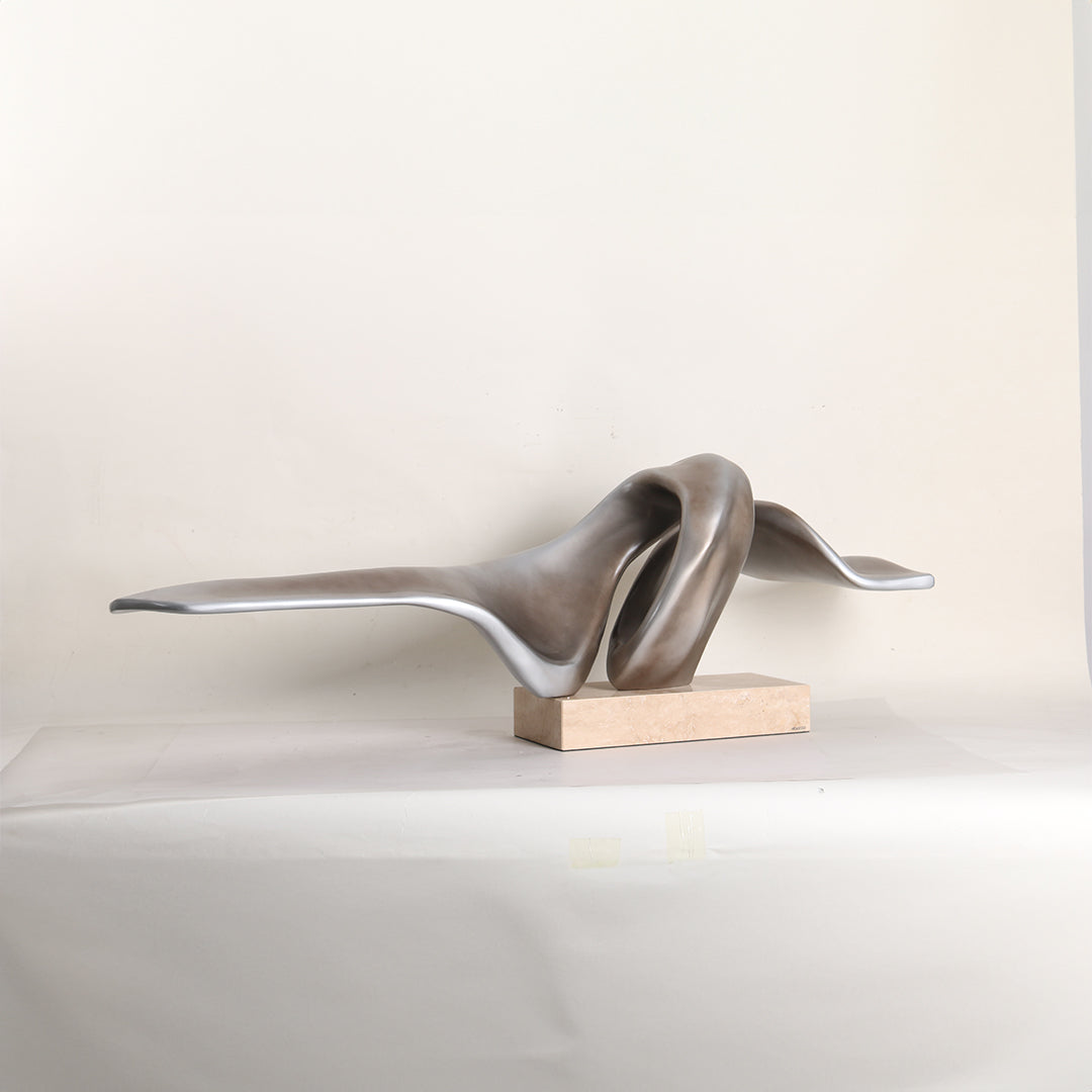 Abstract Sculpture KA3114 -  Home Decor Figurines - ebarza Furniture UAE | Shop Modern Furniture in Abu Dhabi & Dubai - مفروشات ايبازرا في الامارات | تسوق اثاث عصري وديكورات مميزة في دبي وابوظبي