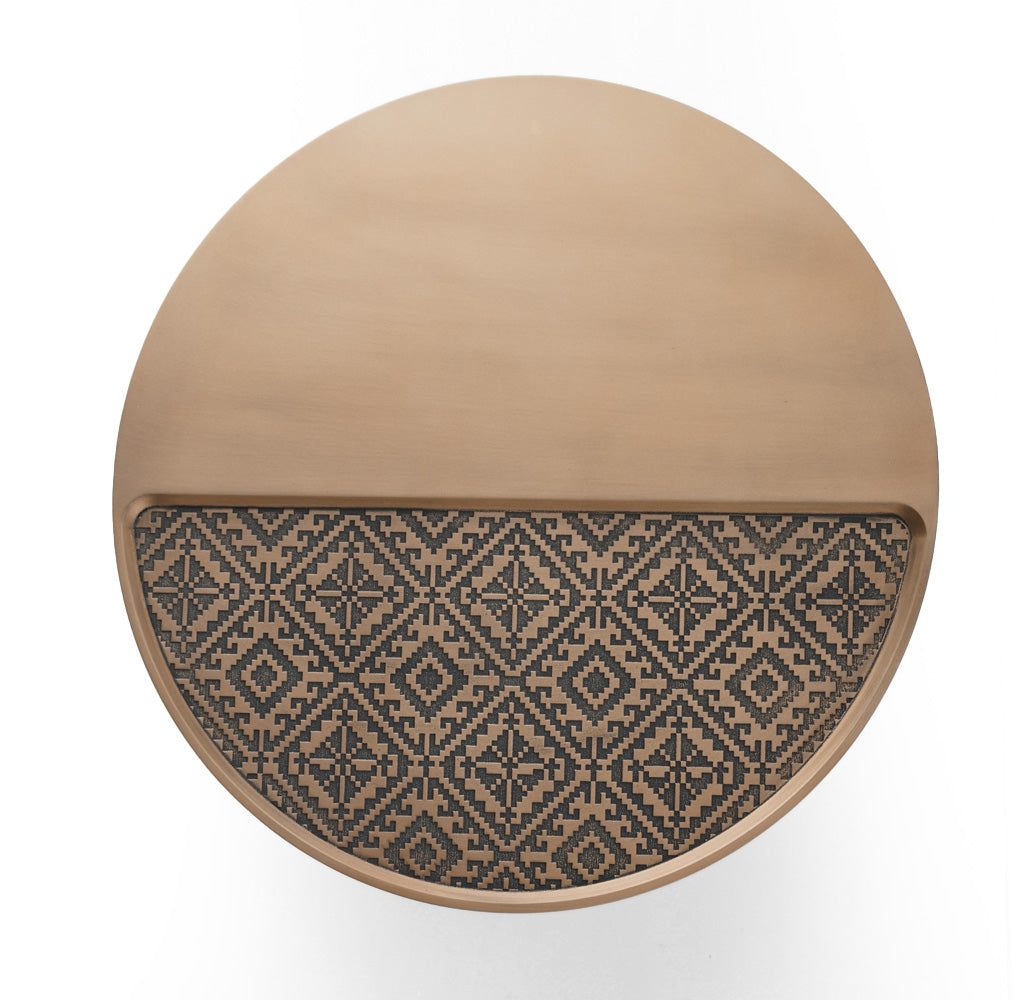 Motif Side Table Motif-Side002-G -  Side Tables | طاولة جانبية من موتيف - ebarza Furniture UAE | Shop Modern Furniture in Abu Dhabi & Dubai - مفروشات ايبازرا في الامارات | تسوق اثاث عصري وديكورات مميزة في دبي وابوظبي