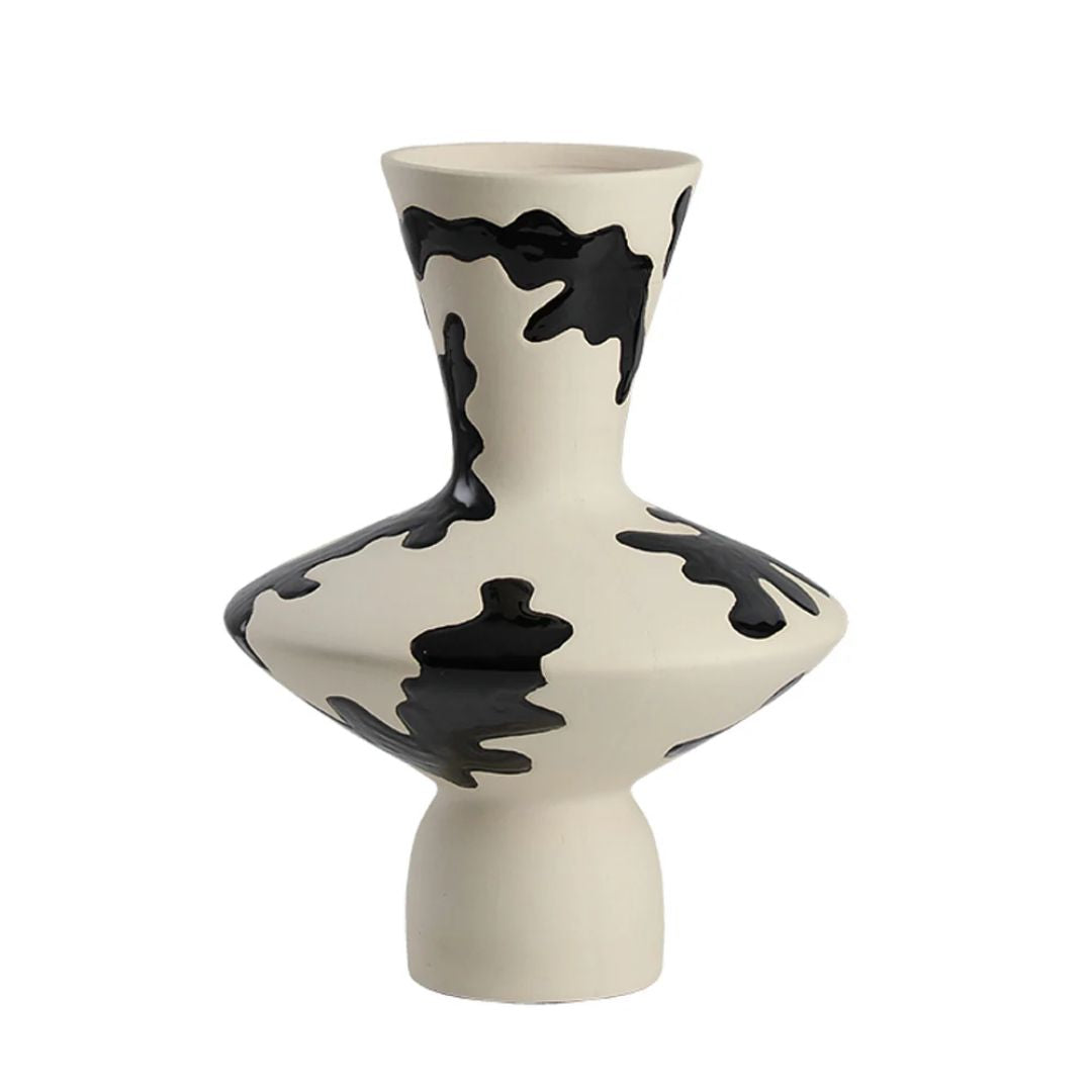 Black Hand-Painted Vase  -B FD-D24068B -  Vases - ebarza Furniture UAE | Shop Modern Furniture in Abu Dhabi & Dubai - مفروشات ايبازرا في الامارات | تسوق اثاث عصري وديكورات مميزة في دبي وابوظبي