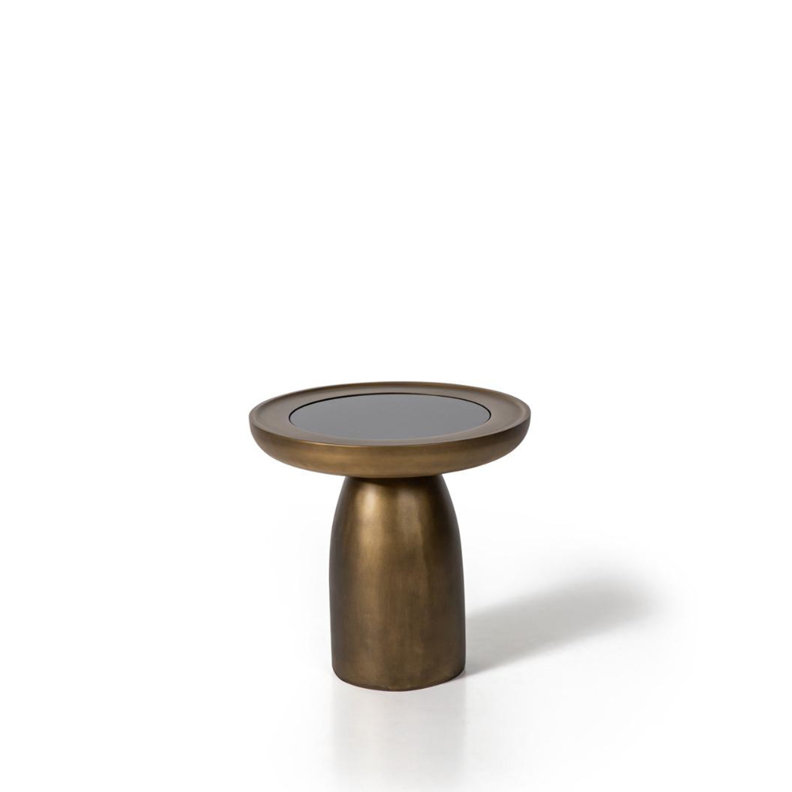 Boss Brass Side Table HW-BBS1ST -  Side Tables | طاولة جانبية نحاسية من بوس - ebarza Furniture UAE | Shop Modern Furniture in Abu Dhabi & Dubai - مفروشات ايبازرا في الامارات | تسوق اثاث عصري وديكورات مميزة في دبي وابوظبي