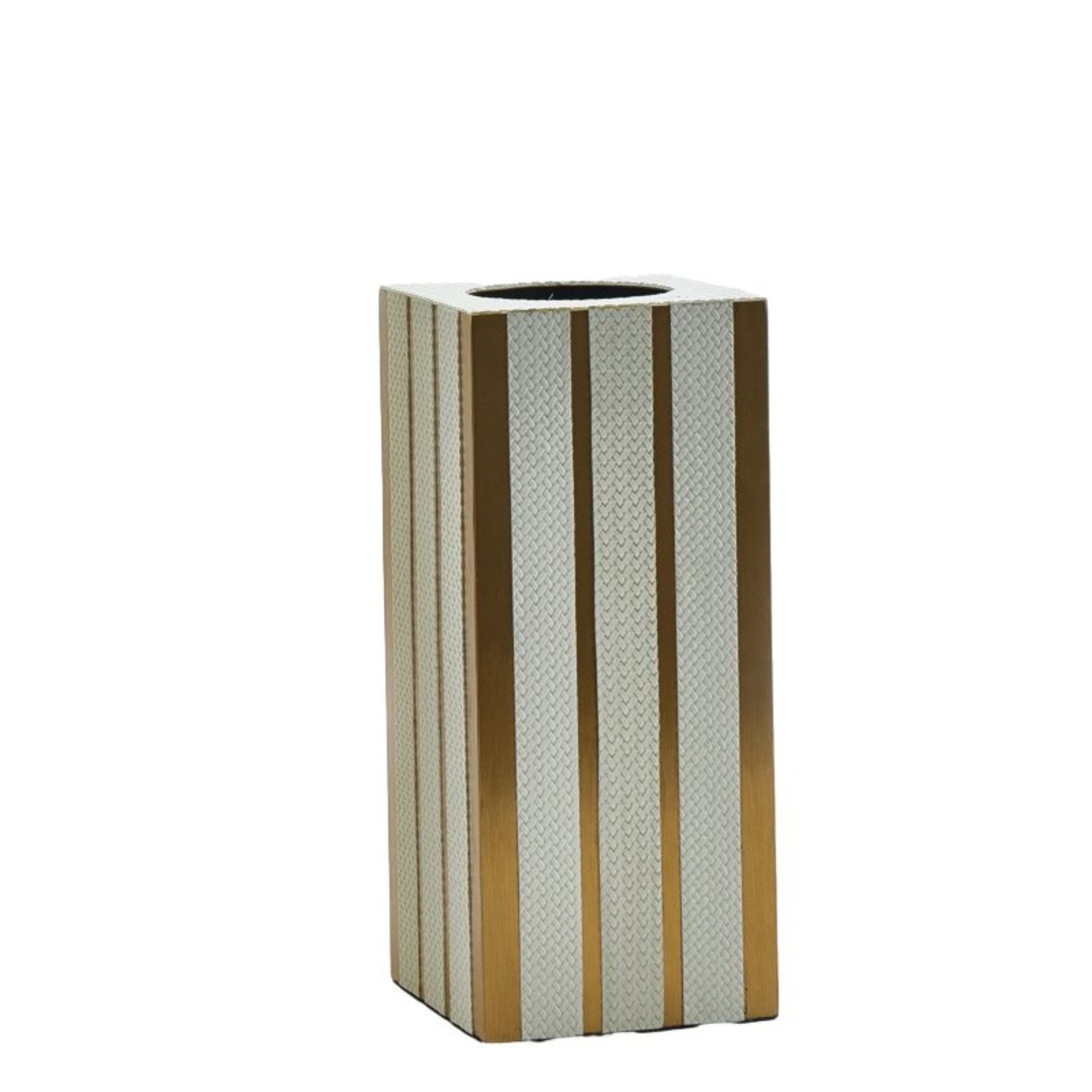 FLOWER VASE-S DD201031AS -  Vases | مزهرية زهور-S - ebarza Furniture UAE | Shop Modern Furniture in Abu Dhabi & Dubai - مفروشات ايبازرا في الامارات | تسوق اثاث عصري وديكورات مميزة في دبي وابوظبي