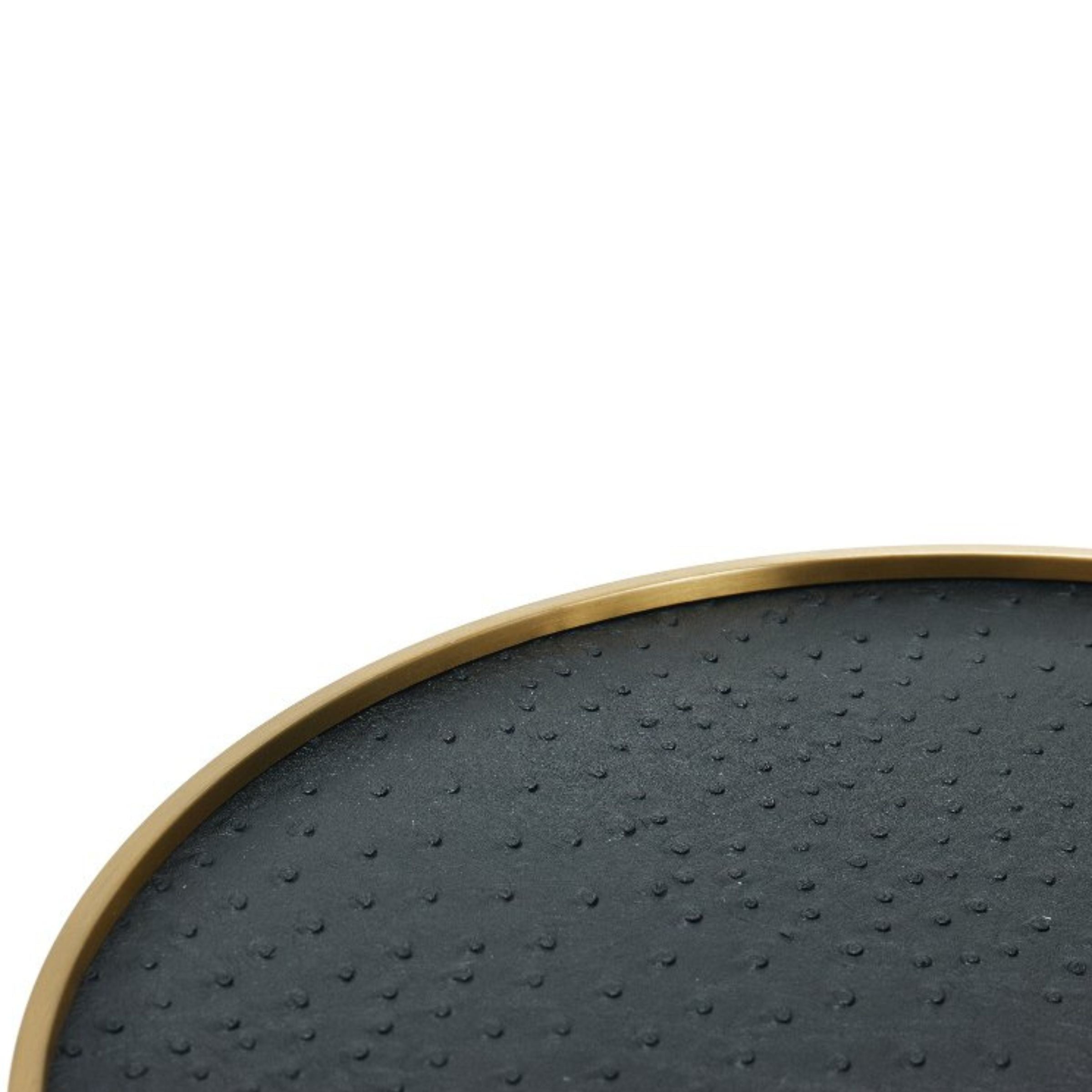 BLACK & BRUSHED GOLD ROUND DECORATIVE TRAY-L DD210939FL -  Trays | صينية زخرفية مستديرة باللون الأسود والذهبي المصقول - L - ebarza Furniture UAE | Shop Modern Furniture in Abu Dhabi & Dubai - مفروشات ايبازرا في الامارات | تسوق اثاث عصري وديكورات مميزة في دبي وابوظبي