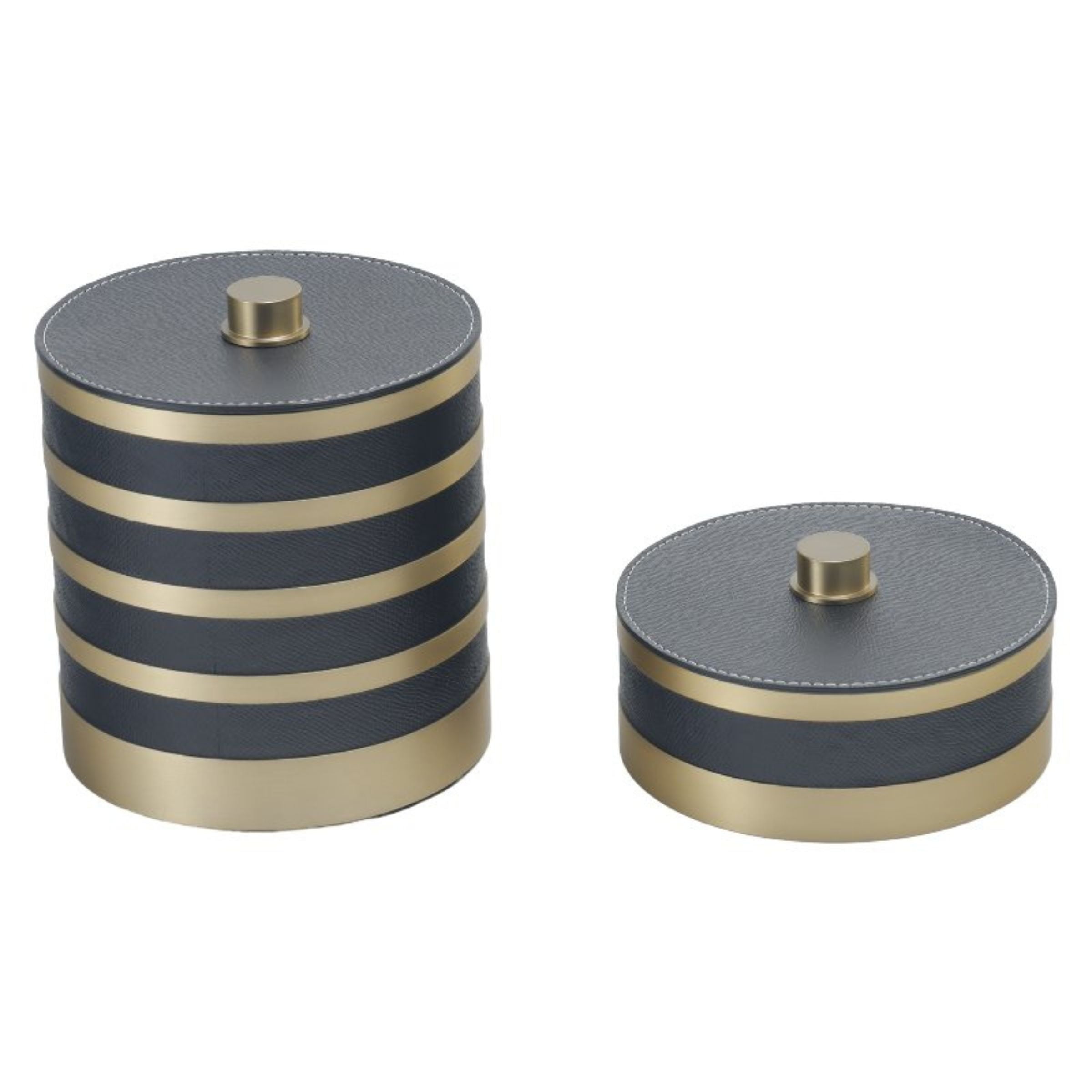 GREY & ANQITUE BRASS ROUND STORAGE BOX- S DH201268BS -  Decorative Boxes | صندوق تخزين دائري نحاسي رمادي وعتيق - S - ebarza Furniture UAE | Shop Modern Furniture in Abu Dhabi & Dubai - مفروشات ايبازرا في الامارات | تسوق اثاث عصري وديكورات مميزة في دبي وابوظبي