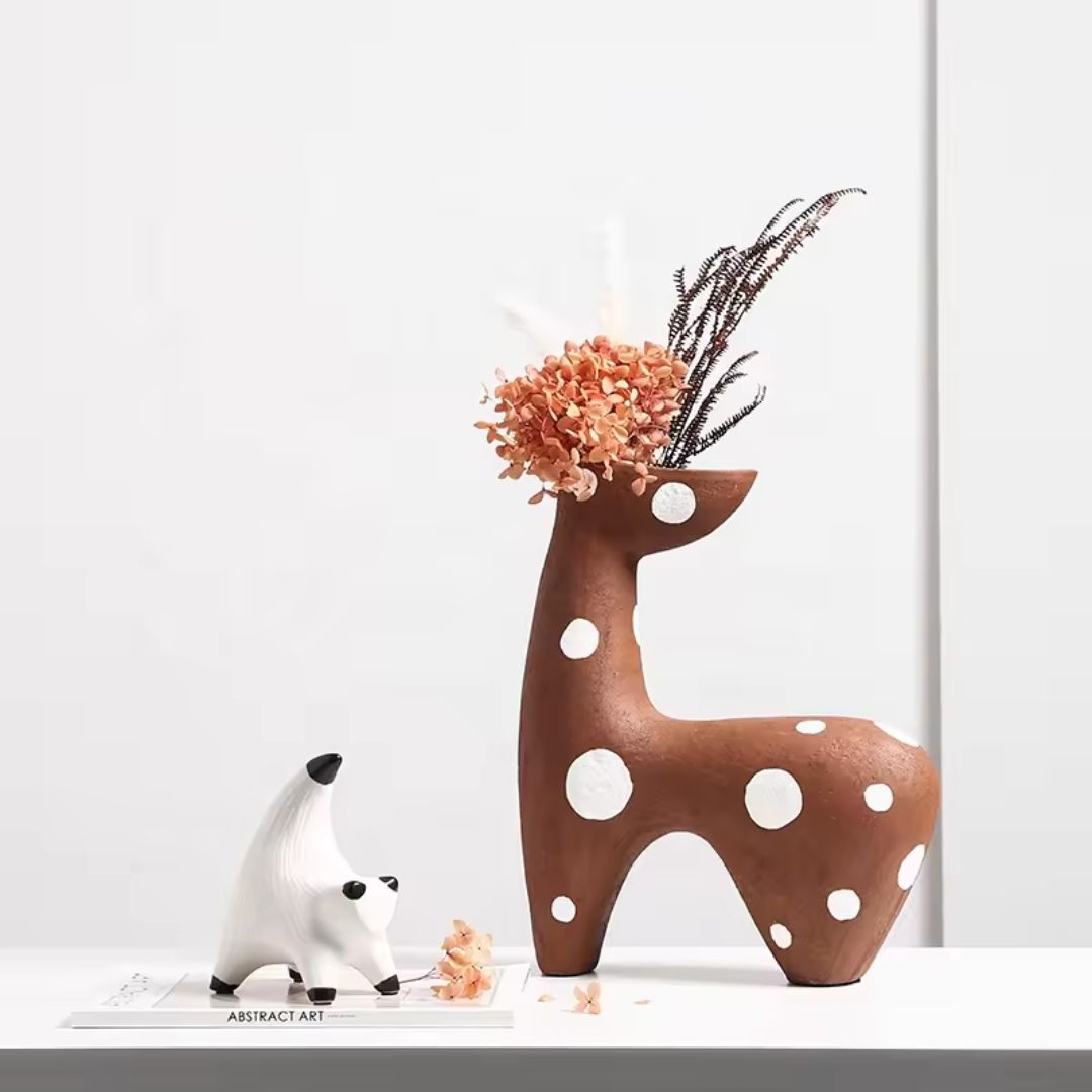 Deer Vase FA-D22124 -  Vases - ebarza Furniture UAE | Shop Modern Furniture in Abu Dhabi & Dubai - مفروشات ايبازرا في الامارات | تسوق اثاث عصري وديكورات مميزة في دبي وابوظبي