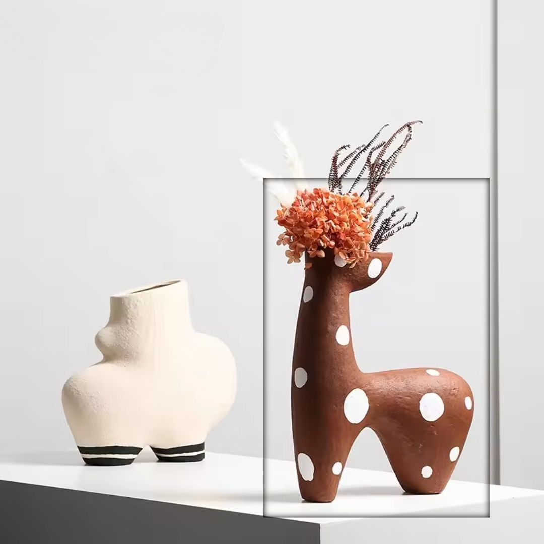 Deer Vase FA-D22124 -  Vases - ebarza Furniture UAE | Shop Modern Furniture in Abu Dhabi & Dubai - مفروشات ايبازرا في الامارات | تسوق اثاث عصري وديكورات مميزة في دبي وابوظبي