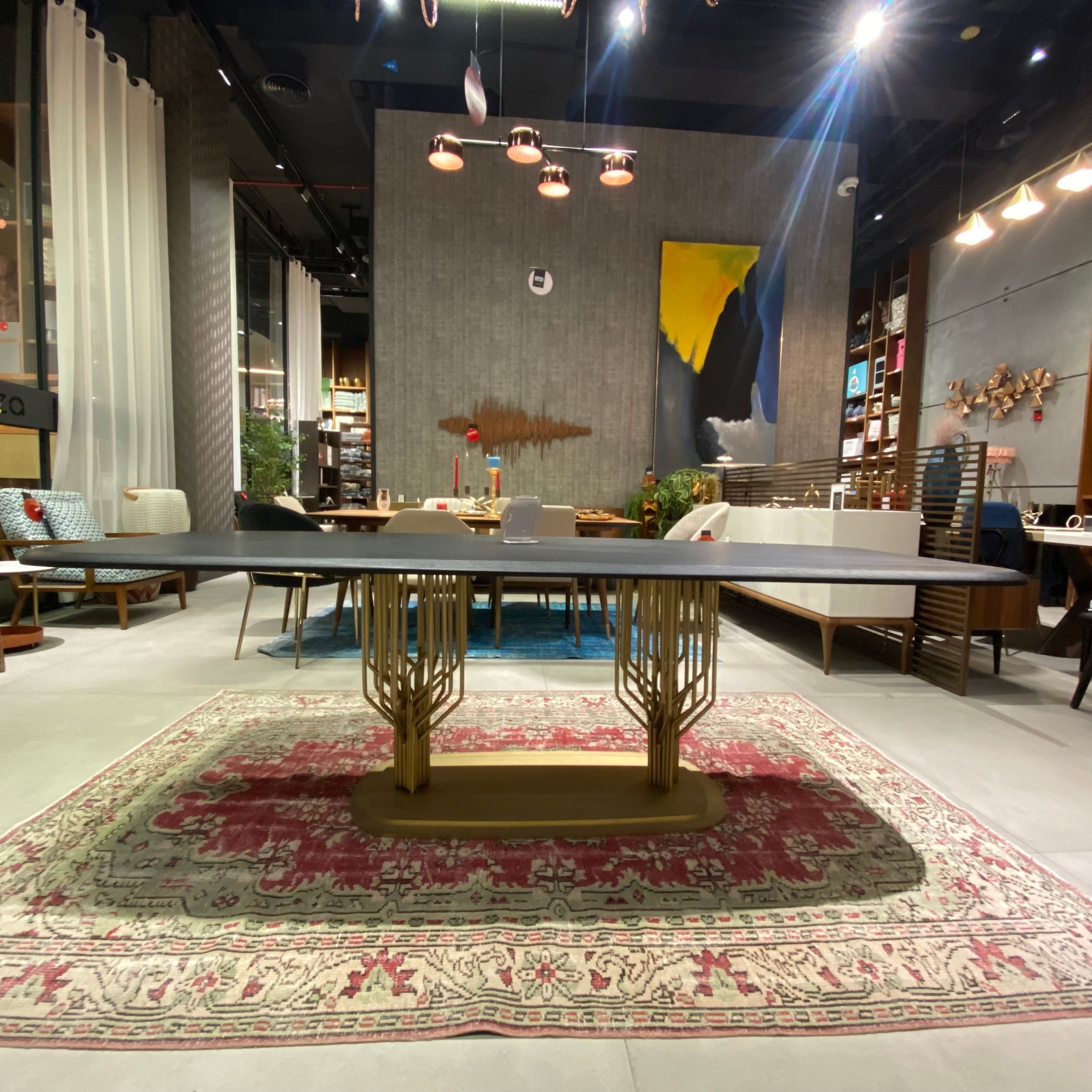 Display Item -  Bug Dining Table Bug-240Nakheel -  USED ITEM | قطعة من المعرض - طاولة طعام 240 بق - ebarza Furniture UAE | Shop Modern Furniture in Abu Dhabi & Dubai - مفروشات ايبازرا في الامارات | تسوق اثاث عصري وديكورات مميزة في دبي وابوظبي