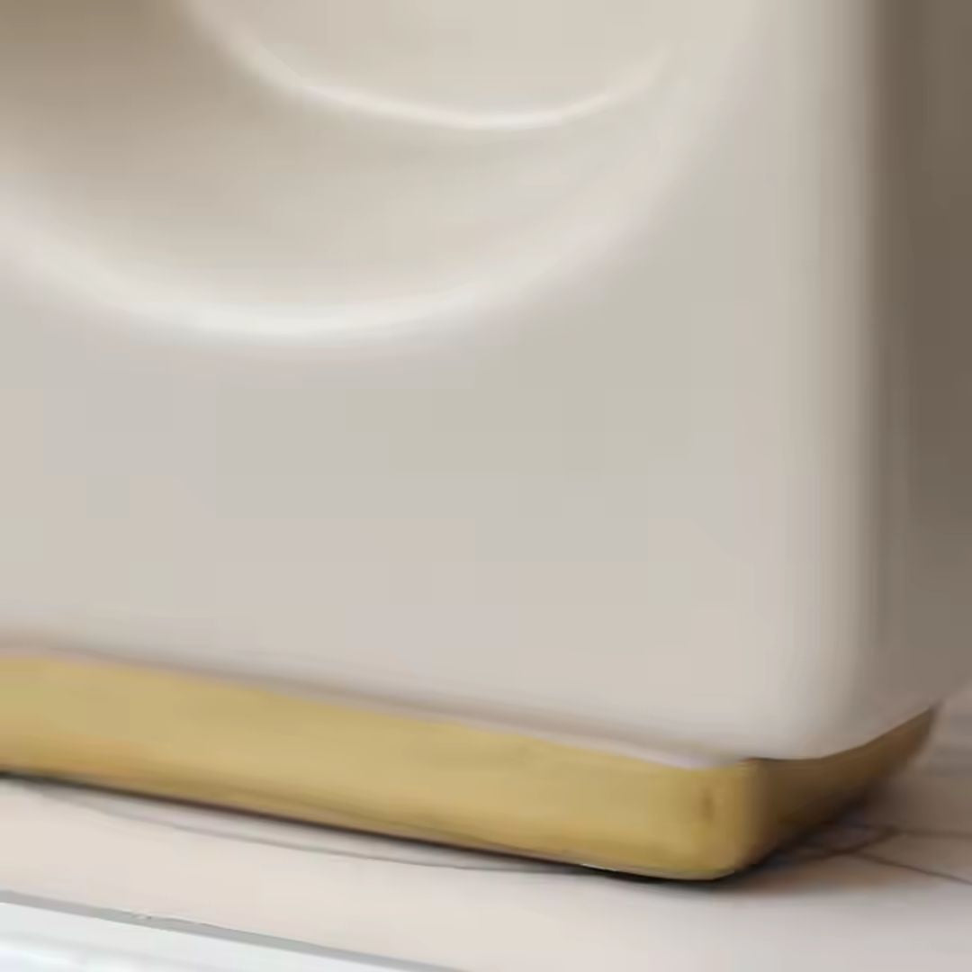 Gold Base Ceramic Table Clock FD-D25010 -  Clocks - ebarza Furniture UAE | Shop Modern Furniture in Abu Dhabi & Dubai - مفروشات ايبازرا في الامارات | تسوق اثاث عصري وديكورات مميزة في دبي وابوظبي