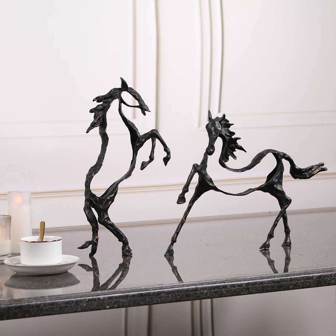 Hollow Horse KA3095 -  Home Decor Figurines - ebarza Furniture UAE | Shop Modern Furniture in Abu Dhabi & Dubai - مفروشات ايبازرا في الامارات | تسوق اثاث عصري وديكورات مميزة في دبي وابوظبي