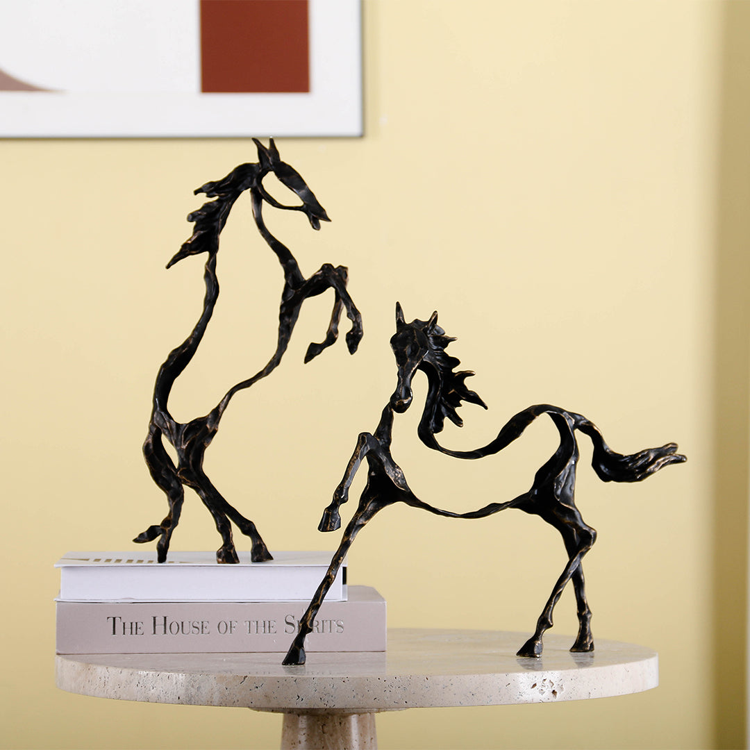 Hollow Horse KA3096 -  Home Decor Figurines - ebarza Furniture UAE | Shop Modern Furniture in Abu Dhabi & Dubai - مفروشات ايبازرا في الامارات | تسوق اثاث عصري وديكورات مميزة في دبي وابوظبي