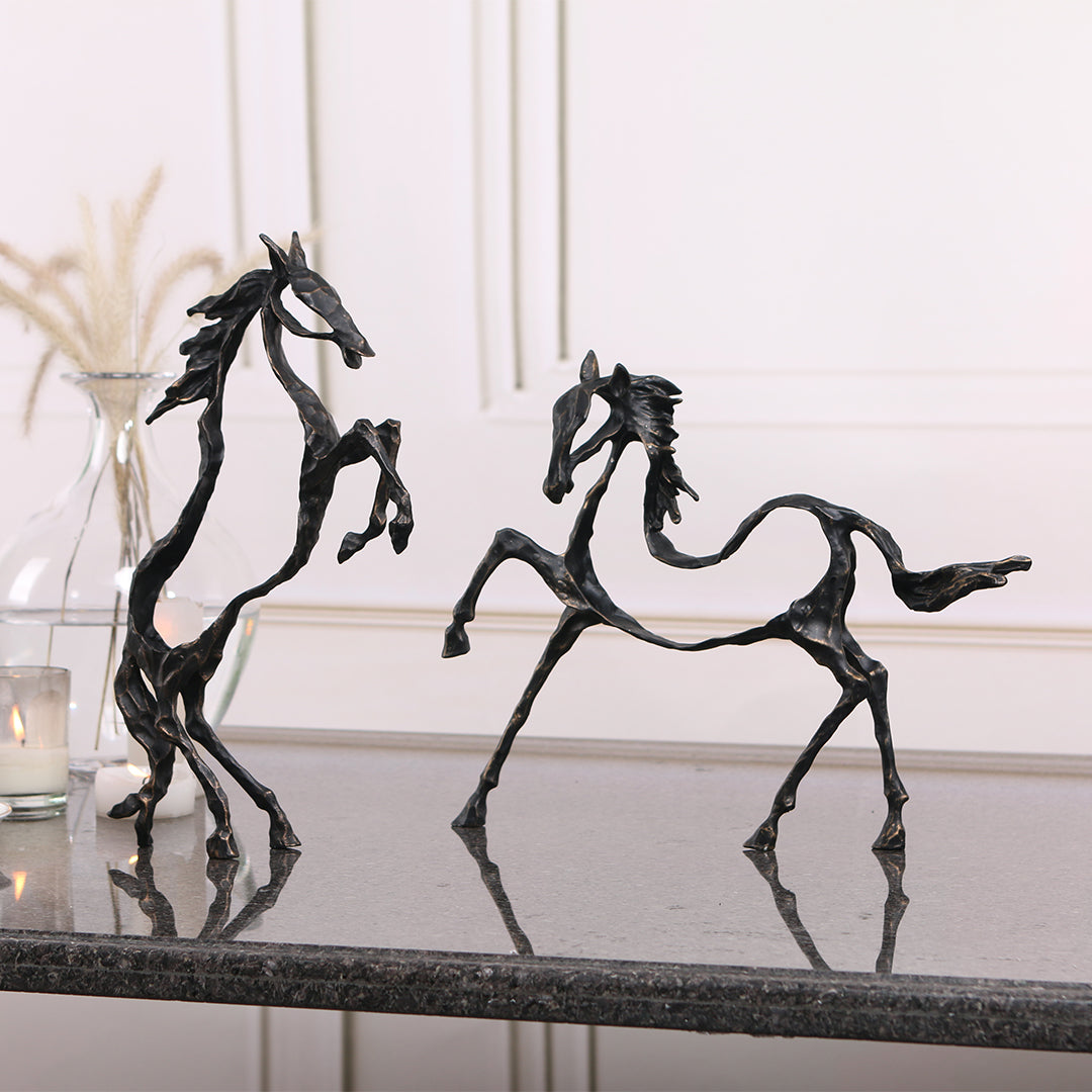 Hollow Horse KA3095 -  Home Decor Figurines - ebarza Furniture UAE | Shop Modern Furniture in Abu Dhabi & Dubai - مفروشات ايبازرا في الامارات | تسوق اثاث عصري وديكورات مميزة في دبي وابوظبي