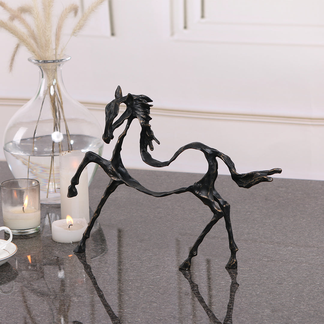 Hollow Horse KA3096 -  Home Decor Figurines - ebarza Furniture UAE | Shop Modern Furniture in Abu Dhabi & Dubai - مفروشات ايبازرا في الامارات | تسوق اثاث عصري وديكورات مميزة في دبي وابوظبي