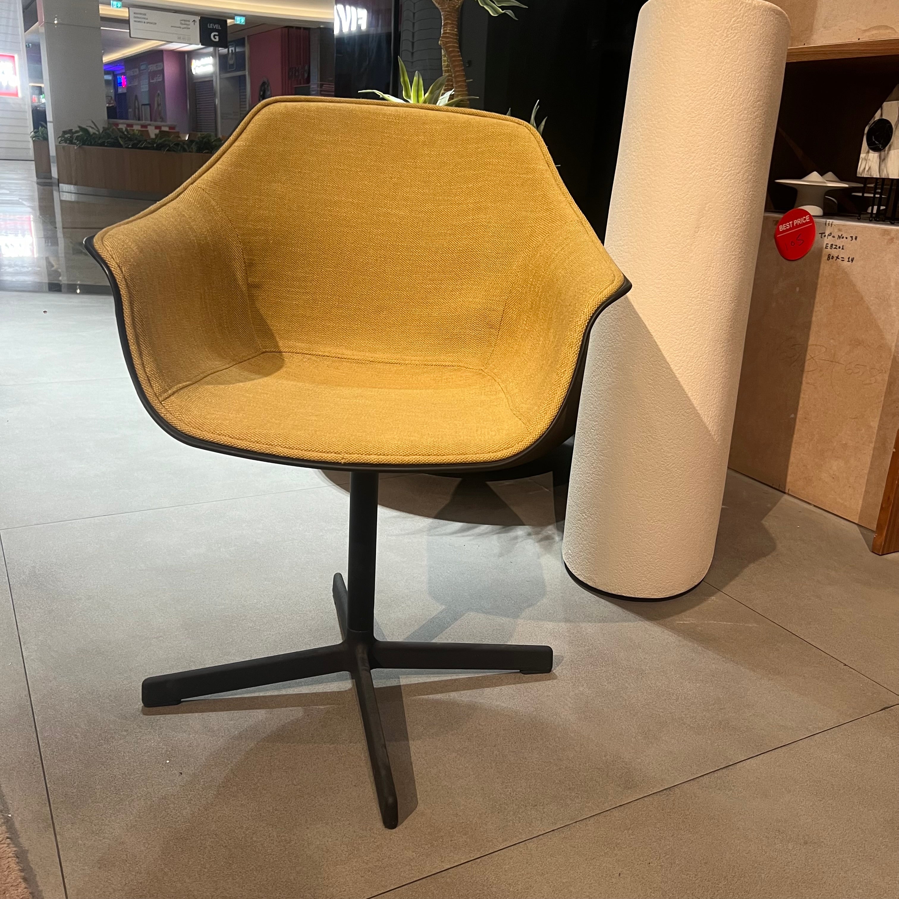 Display Item - Classic Aluminum Office Chair Che-009B-Nakheel -  DISPLAY ITEM - ebarza Furniture UAE | Shop Modern Furniture in Abu Dhabi & Dubai - مفروشات ايبازرا في الامارات | تسوق اثاث عصري وديكورات مميزة في دبي وابوظبي