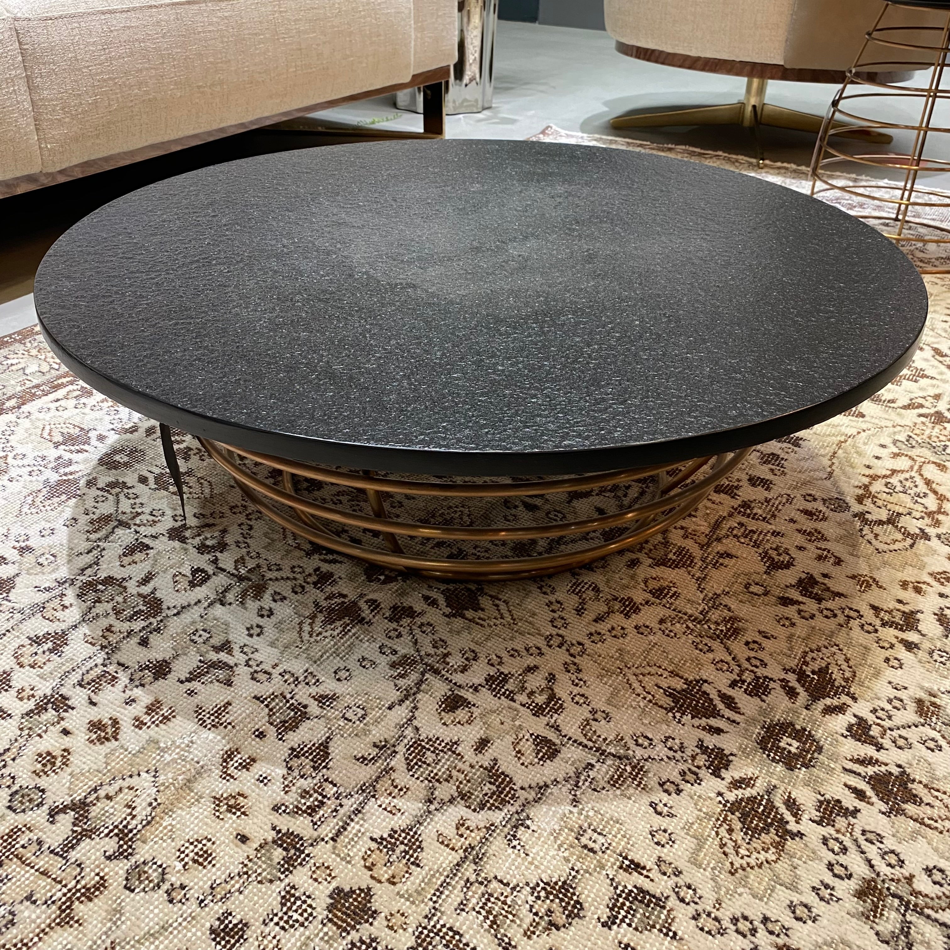 Display Item -  Natural Volakas Stone Table Lt009B-Nakheel -  USED ITEM | قطعة من المعرض - طاولة حجرية فولاكاس طبيعية - ebarza Furniture UAE | Shop Modern Furniture in Abu Dhabi & Dubai - مفروشات ايبازرا في الامارات | تسوق اثاث عصري وديكورات مميزة في دبي وابوظبي