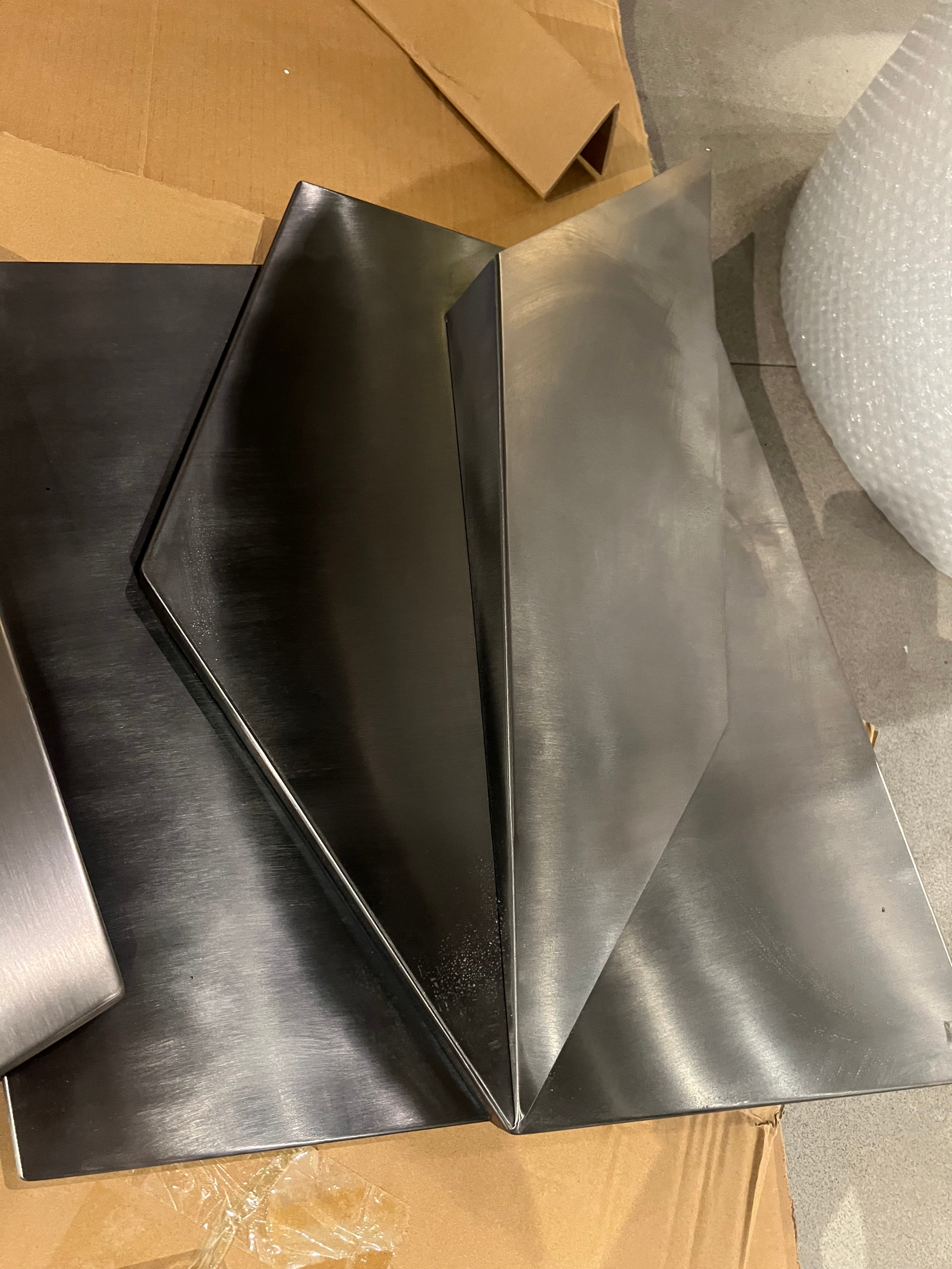 Display Item - Hand Crafted Stainless steel artwork BG2020100 Nakheel -  DISPLAY ITEM - ebarza Furniture UAE | Shop Modern Furniture in Abu Dhabi & Dubai - مفروشات ايبازرا في الامارات | تسوق اثاث عصري وديكورات مميزة في دبي وابوظبي