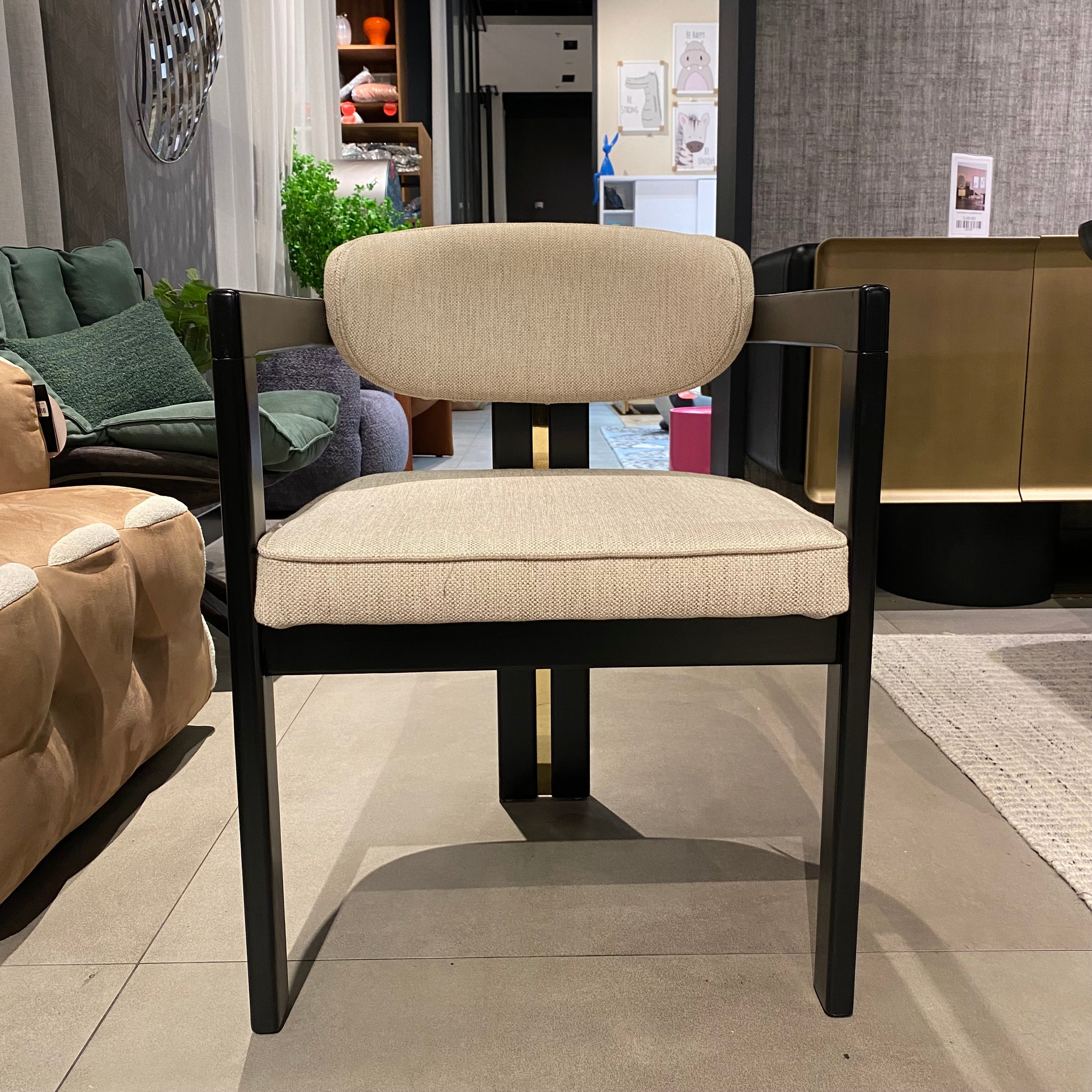 Display item - Kotor Chair(Notte) Sanc-49(Cosmic11)YAS -  USED ITEM | قطعة من المعرض - كرسي كوتور - ebarza Furniture UAE | Shop Modern Furniture in Abu Dhabi & Dubai - مفروشات ايبازرا في الامارات | تسوق اثاث عصري وديكورات مميزة في دبي وابوظبي