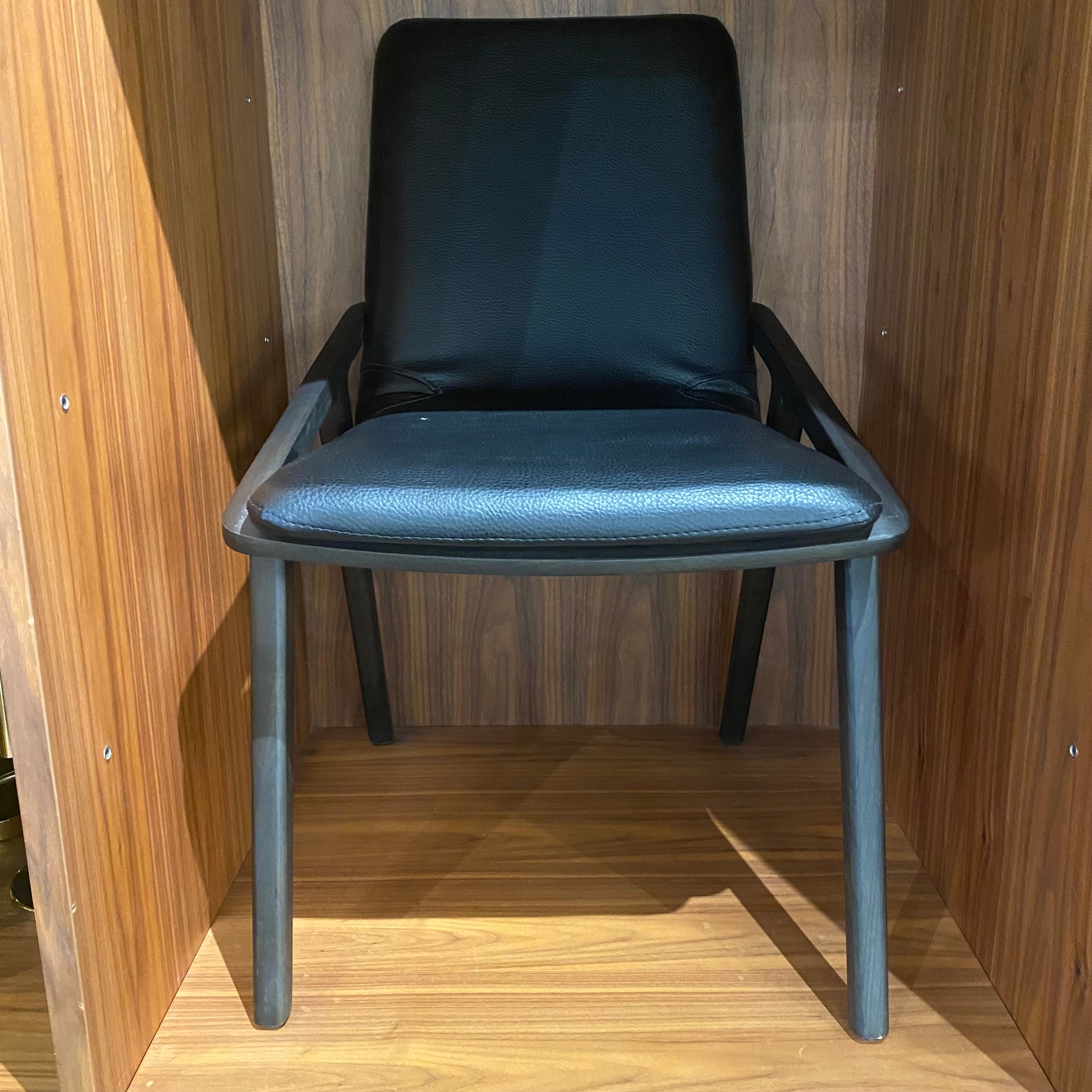 Display Item - Miranda Solid Ash Wood Chair Miranda-B-0705-Nakheel -  DISPLAY ITEM - ebarza Furniture UAE | Shop Modern Furniture in Abu Dhabi & Dubai - مفروشات ايبازرا في الامارات | تسوق اثاث عصري وديكورات مميزة في دبي وابوظبي