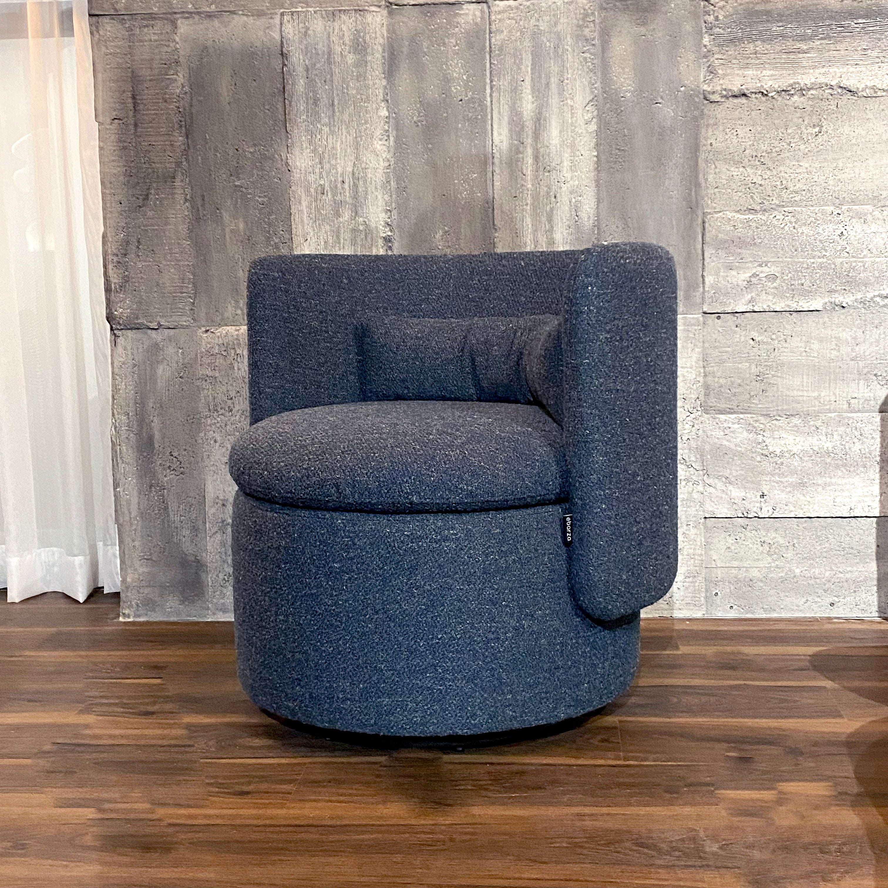 Display Item -  Round Back Swivel Chair - Gray 18075E-Nakheel -  USED ITEM | قطعة من المعرض - كرسي دوار الظهر - رمادي - ebarza Furniture UAE | Shop Modern Furniture in Abu Dhabi & Dubai - مفروشات ايبازرا في الامارات | تسوق اثاث عصري وديكورات مميزة في دبي وابوظبي