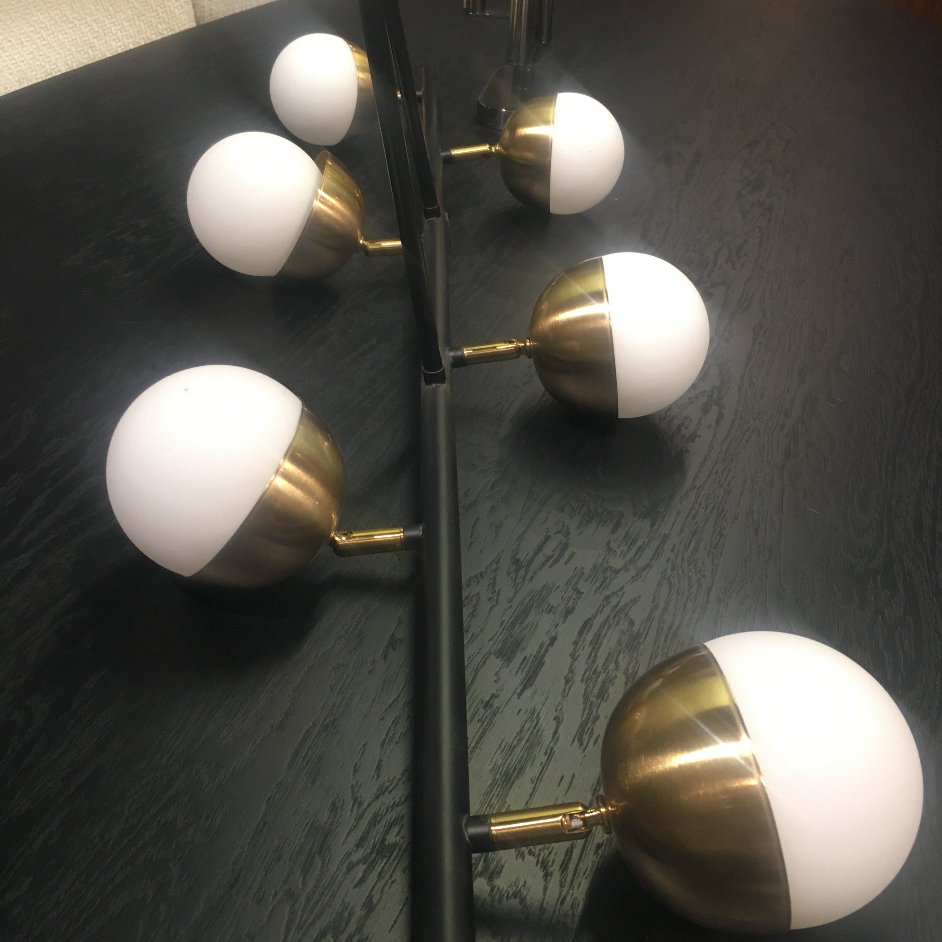 Display Item - Arvika 6 Heads Pendant Lamp Cy-New-023 Nakheel -  USED ITEM | قطعة من المعرض - مصباح معلق 6 رؤوس أرفيكا - ebarza Furniture UAE | Shop Modern Furniture in Abu Dhabi & Dubai - مفروشات ايبازرا في الامارات | تسوق اثاث عصري وديكورات مميزة في دبي وابوظبي