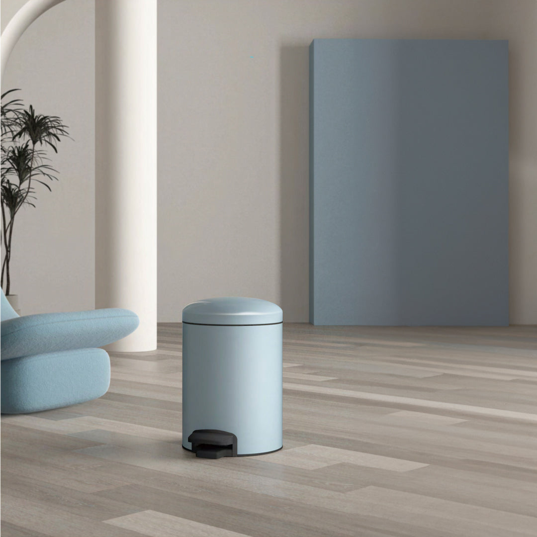 Light green Pedal Bin JH-8854-GRN -  Bathroom Accessories | سلة المهملات ذات الدواسة باللون الأخضر الفاتح - ebarza Furniture UAE | Shop Modern Furniture in Abu Dhabi & Dubai - مفروشات ايبازرا في الامارات | تسوق اثاث عصري وديكورات مميزة في دبي وابوظبي