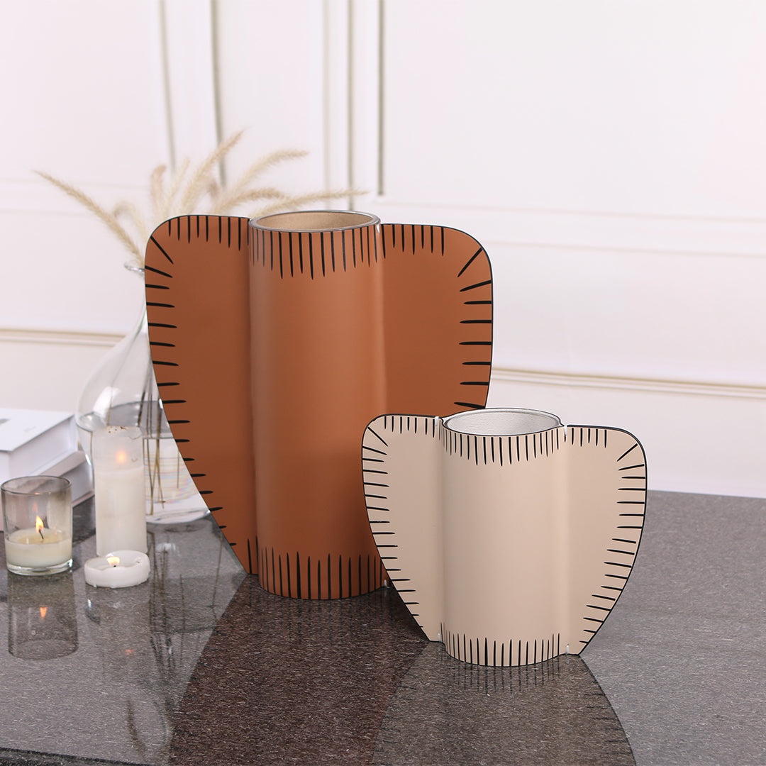 Leather Vase-Dry & Fresh-S KB3007CS -  Vases - ebarza Furniture UAE | Shop Modern Furniture in Abu Dhabi & Dubai - مفروشات ايبازرا في الامارات | تسوق اثاث عصري وديكورات مميزة في دبي وابوظبي