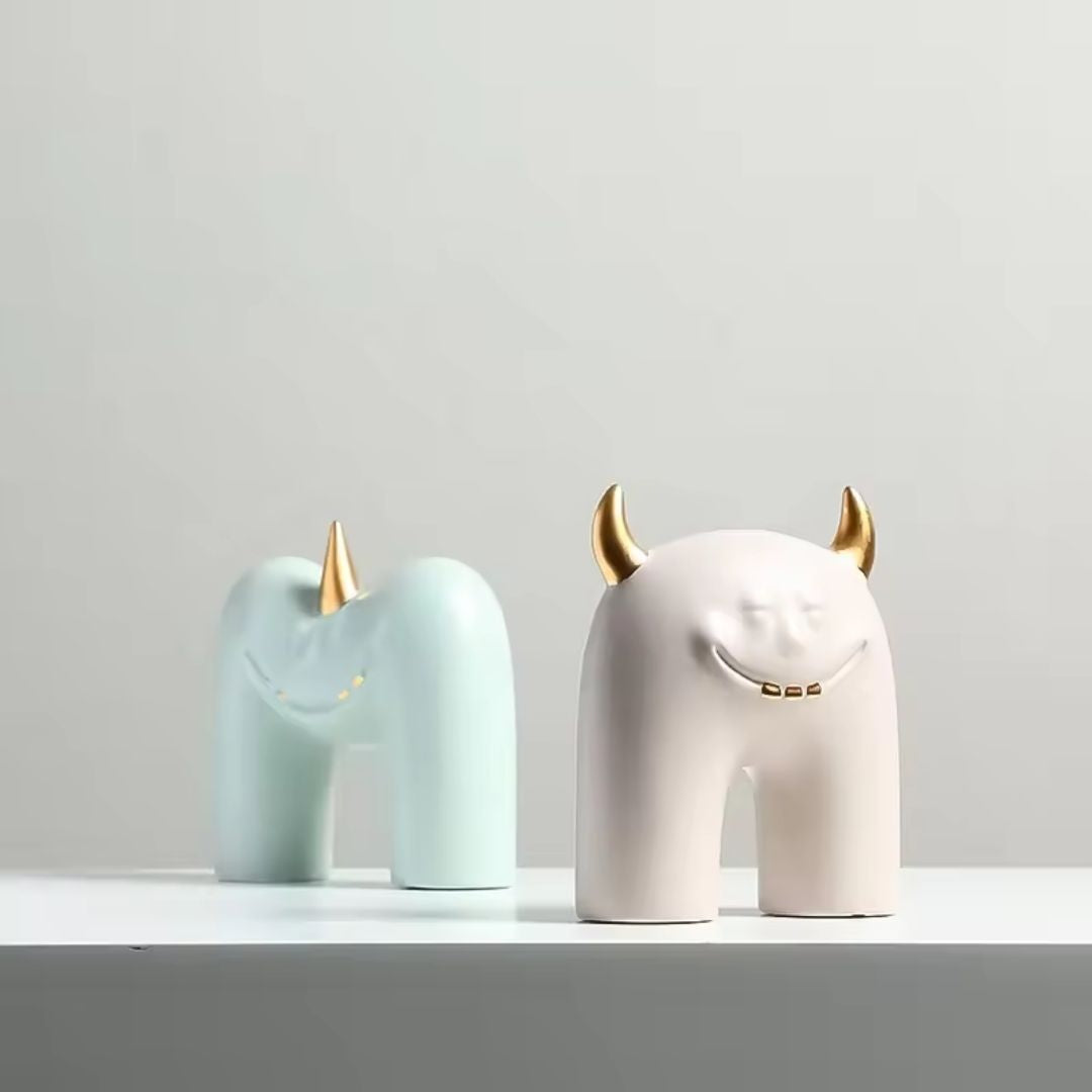 Little strange N FF-D23056 -  Home Decor Figurines - ebarza Furniture UAE | Shop Modern Furniture in Abu Dhabi & Dubai - مفروشات ايبازرا في الامارات | تسوق اثاث عصري وديكورات مميزة في دبي وابوظبي