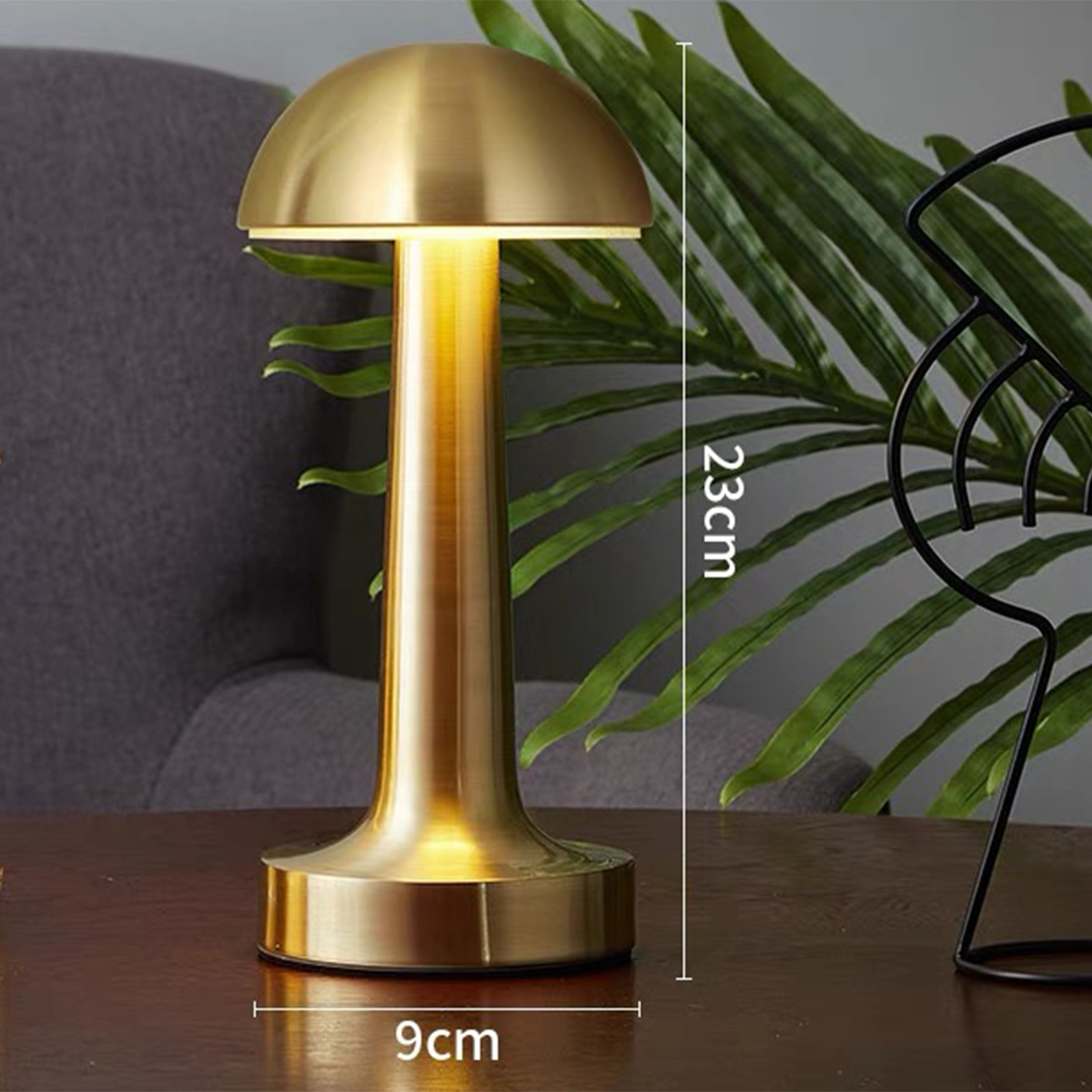 Night Light Table Lamp  HTD-INL78383 Gold -  Desk\table Lamps | مصباح طاولة بإضاءة ليلية - ebarza Furniture UAE | Shop Modern Furniture in Abu Dhabi & Dubai - مفروشات ايبازرا في الامارات | تسوق اثاث عصري وديكورات مميزة في دبي وابوظبي