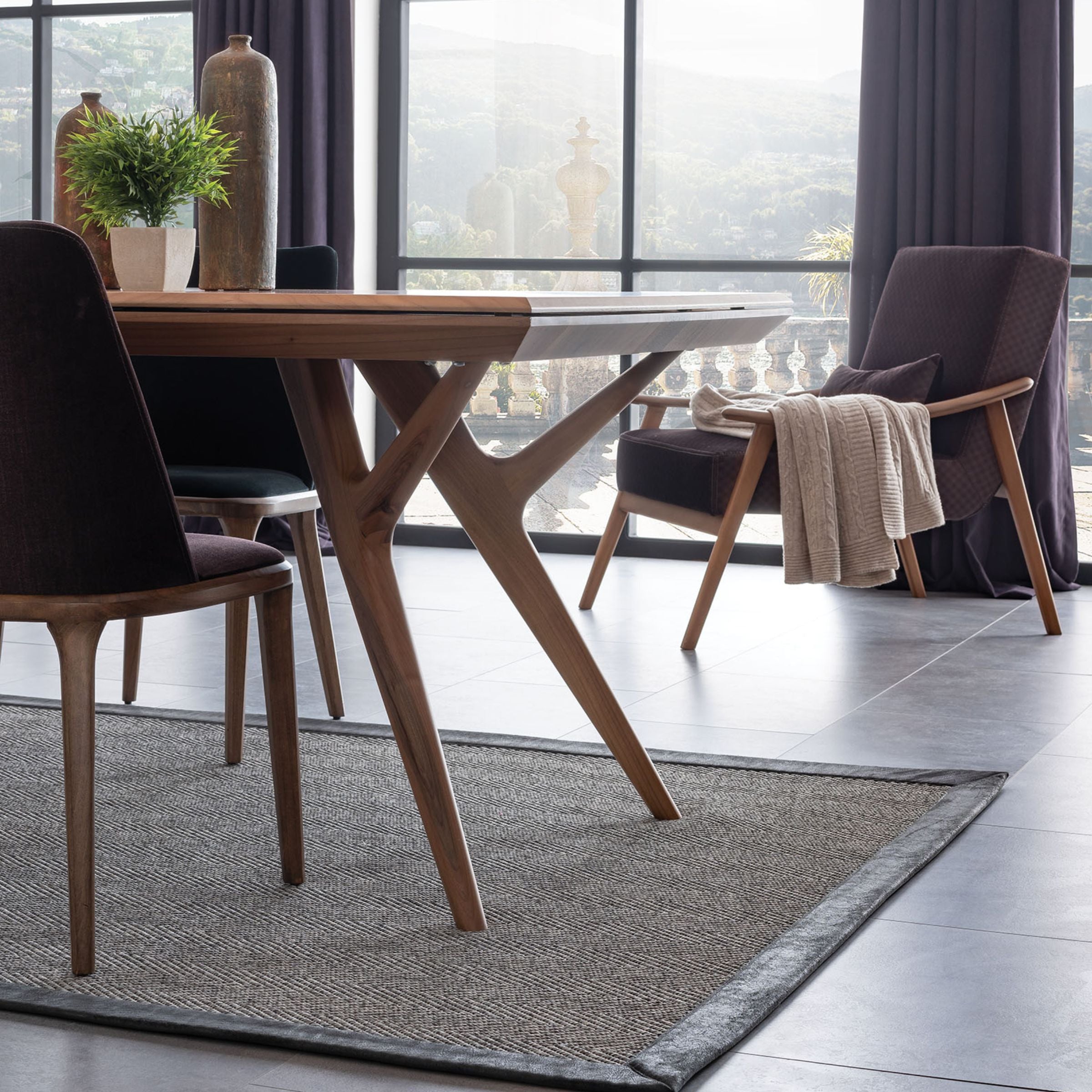 Aspendos Extendable Dining Table SBRN-ASPNDT -  Dining Tables | طاولة طعام اسبندوس - ebarza Furniture UAE | Shop Modern Furniture in Abu Dhabi & Dubai - مفروشات ايبازرا في الامارات | تسوق اثاث عصري وديكورات مميزة في دبي وابوظبي