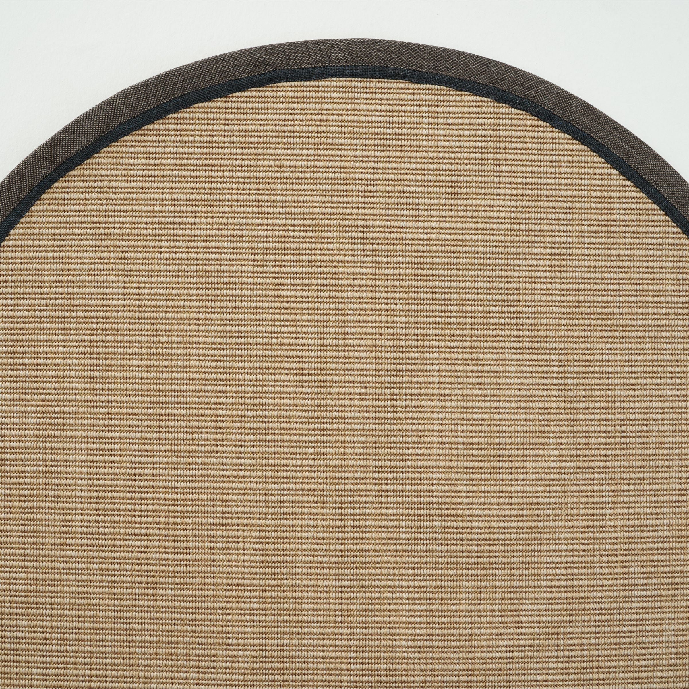 Sisal Carpet Madrid D300 CM CH-SSLMDRD-RL -  Rugs | سجادة سيزال مدريد قطر 300 سم - ebarza Furniture UAE | Shop Modern Furniture in Abu Dhabi & Dubai - مفروشات ايبازرا في الامارات | تسوق اثاث عصري وديكورات مميزة في دبي وابوظبي