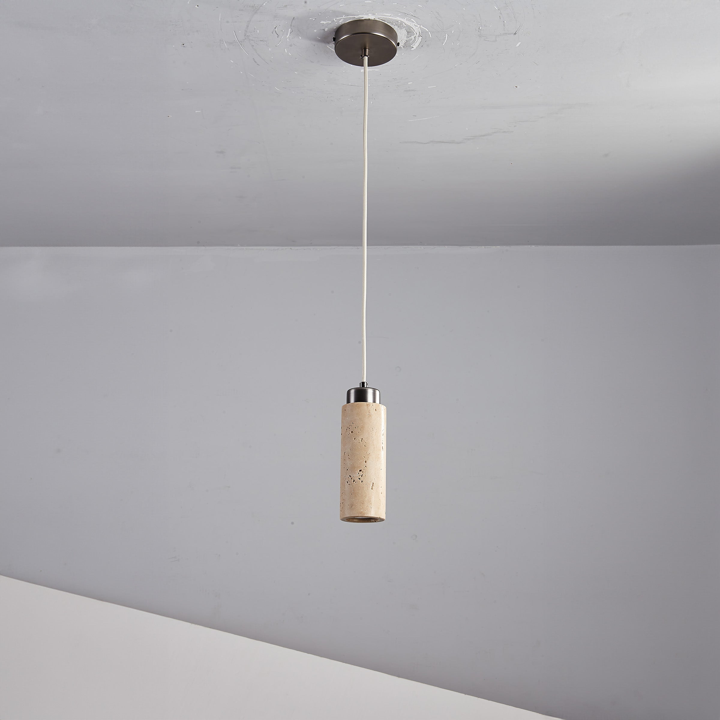 Travertine Pendant Lamp 60005-1P -  Pendant Lamps | مصباح معلق من الترافرتين - ebarza Furniture UAE | Shop Modern Furniture in Abu Dhabi & Dubai - مفروشات ايبازرا في الامارات | تسوق اثاث عصري وديكورات مميزة في دبي وابوظبي