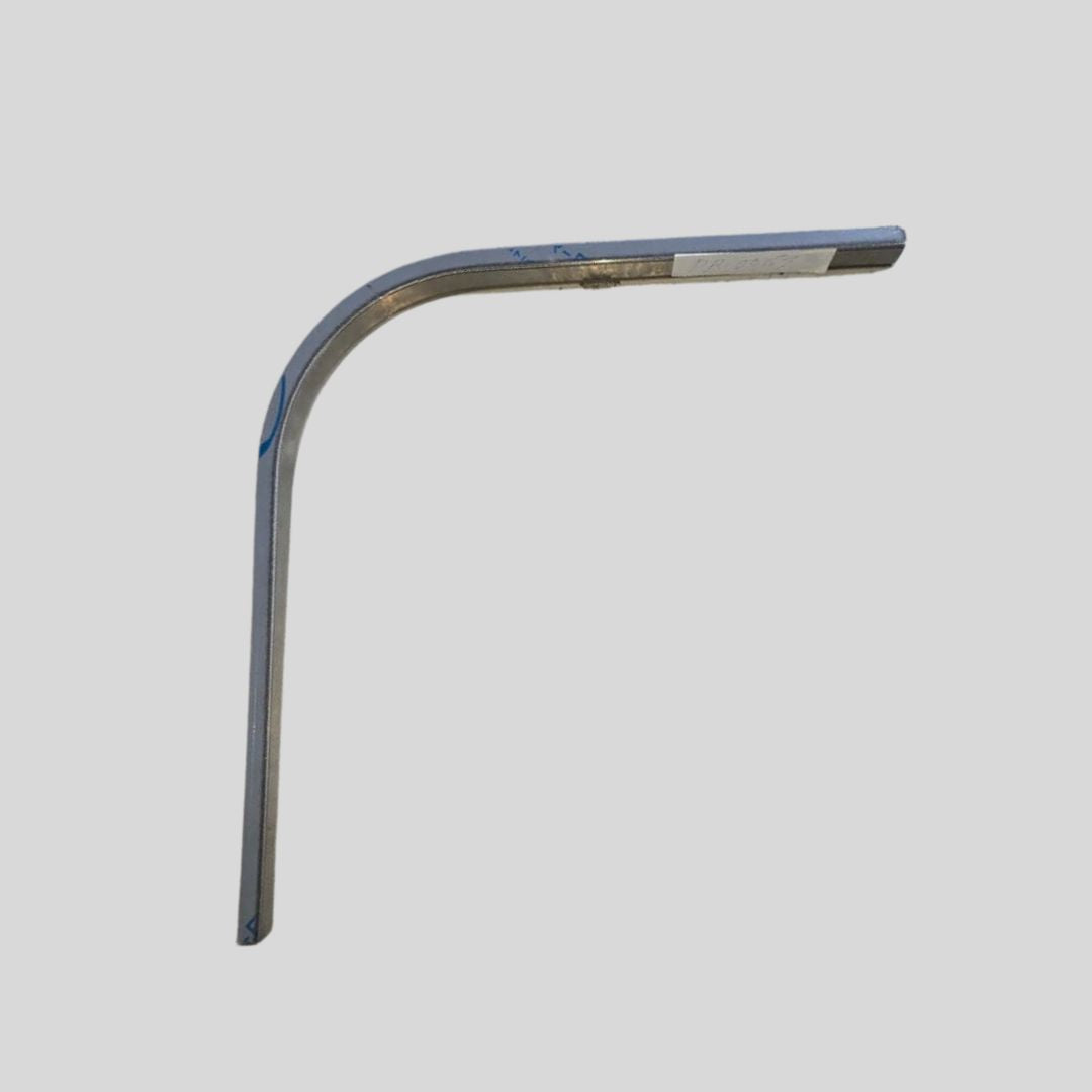 R20 304SS External Corner Skirting Accessories - Black - PR0069 -  wall-panels-profiles - ebarza Furniture UAE | Shop Modern Furniture in Abu Dhabi & Dubai - مفروشات ايبازرا في الامارات | تسوق اثاث عصري وديكورات مميزة في دبي وابوظبي