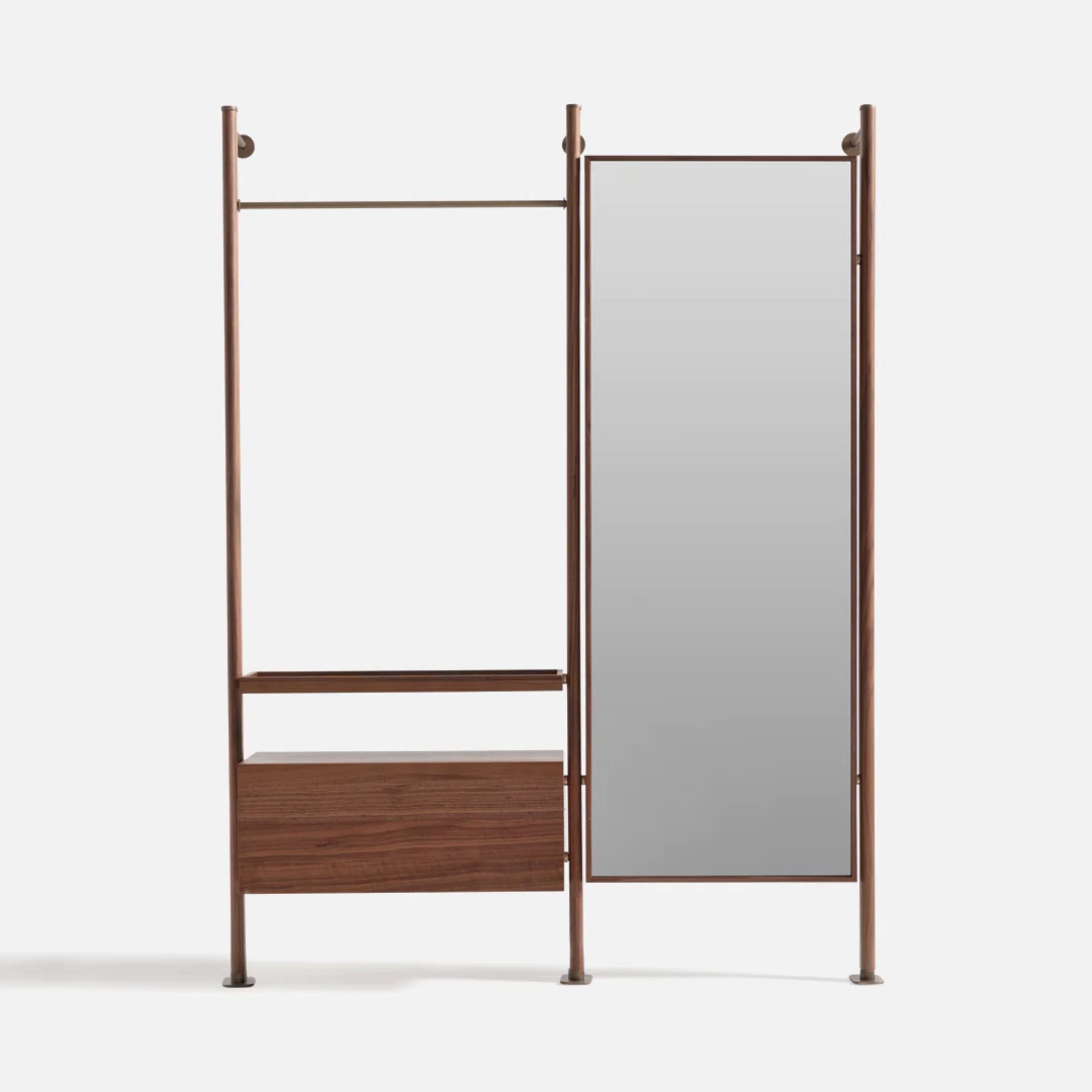 Wagon Walnut STAND MIRROR MODULE-Walnut -  Mirrors | وحدة مرآة حامل باللون الجوز - ebarza Furniture UAE | Shop Modern Furniture in Abu Dhabi & Dubai - مفروشات ايبازرا في الامارات | تسوق اثاث عصري وديكورات مميزة في دبي وابوظبي