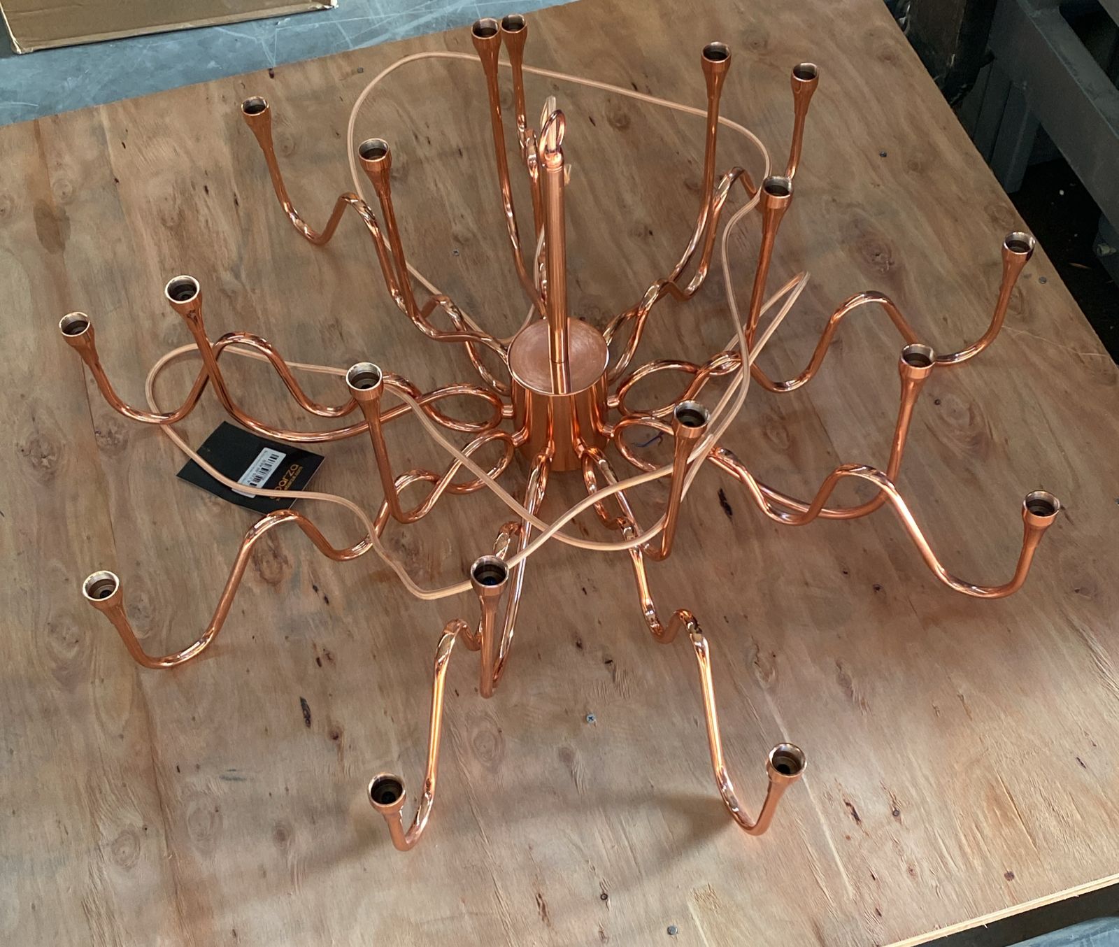 Display Item - Opus Long Chandelier Cy-New-091-Rg Nakheel -  USED ITEM | قطعة من المعرض - ثريا طويله من أوبوس - ebarza Furniture UAE | Shop Modern Furniture in Abu Dhabi & Dubai - مفروشات ايبازرا في الامارات | تسوق اثاث عصري وديكورات مميزة في دبي وابوظبي