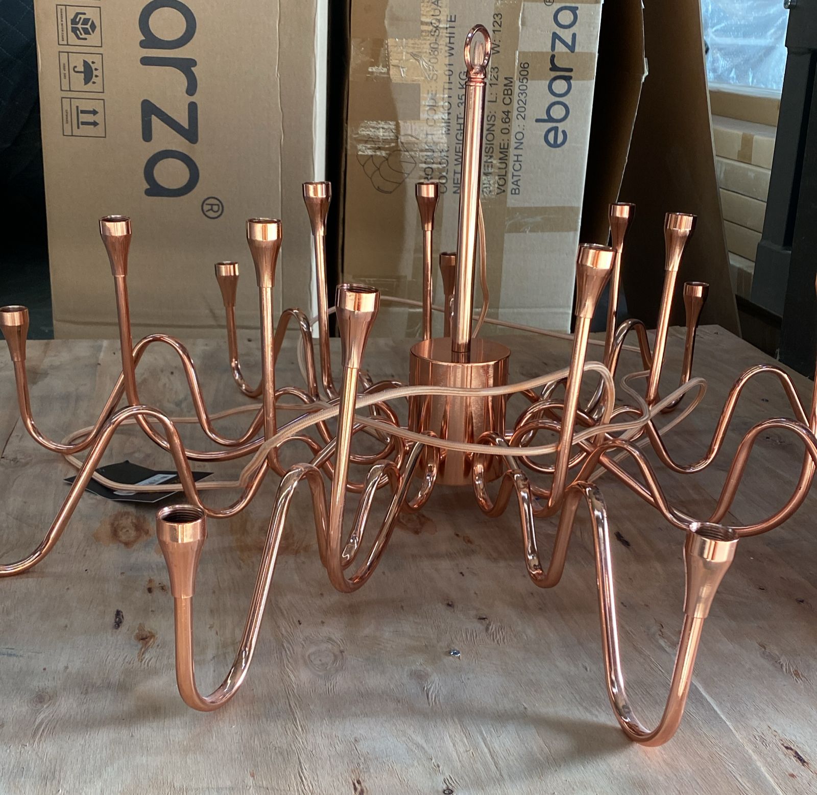 Display Item - Opus Long Chandelier Cy-New-091-Rg Nakheel -  USED ITEM | قطعة من المعرض - ثريا طويله من أوبوس - ebarza Furniture UAE | Shop Modern Furniture in Abu Dhabi & Dubai - مفروشات ايبازرا في الامارات | تسوق اثاث عصري وديكورات مميزة في دبي وابوظبي