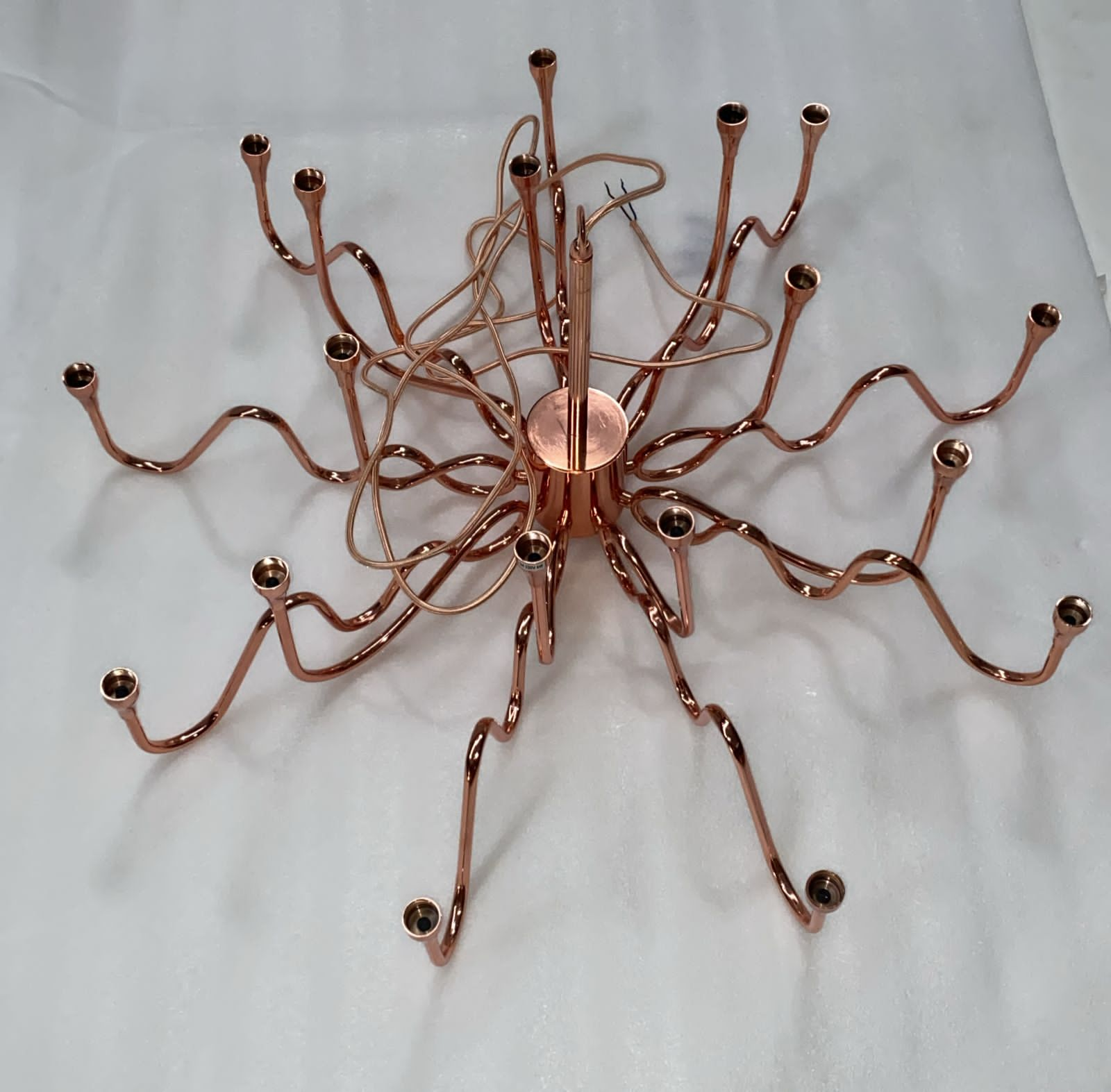 Display Item - Opus Long Chandelier Cy-New-091-Rg Nakheel -  USED ITEM | قطعة من المعرض - ثريا طويله من أوبوس - ebarza Furniture UAE | Shop Modern Furniture in Abu Dhabi & Dubai - مفروشات ايبازرا في الامارات | تسوق اثاث عصري وديكورات مميزة في دبي وابوظبي