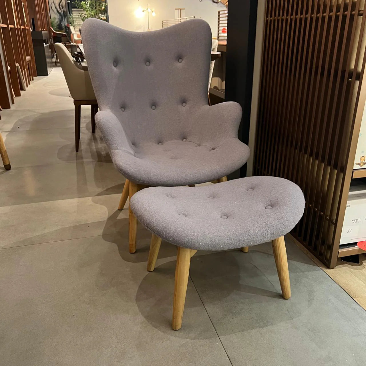 Display Item - Lounge Chair And Ottoman Bp8125-G-NAKHEEL -  DISPLAY ITEM - ebarza Furniture UAE | Shop Modern Furniture in Abu Dhabi & Dubai - مفروشات ايبازرا في الامارات | تسوق اثاث عصري وديكورات مميزة في دبي وابوظبي