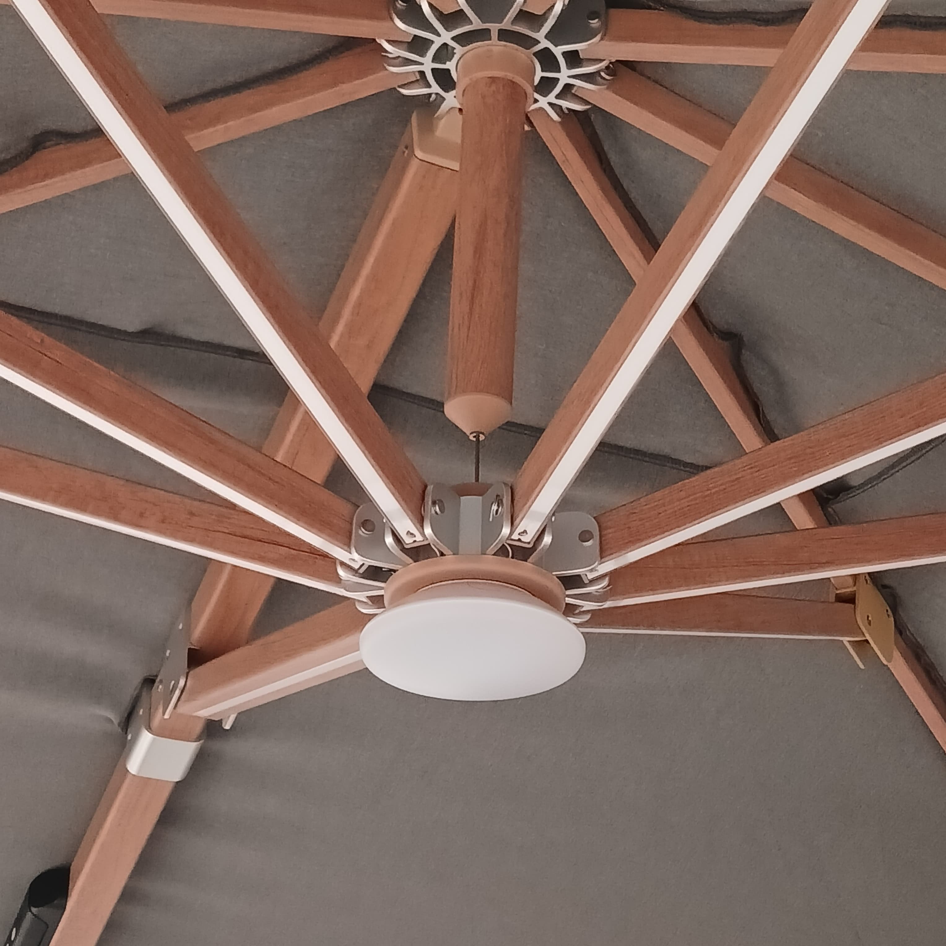 Opal Cantilever Umbrella With Base DC-LUP-117 / DC-BC-136 -  Outdoor Umbrellas - ebarza Furniture UAE | Shop Modern Furniture in Abu Dhabi & Dubai - مفروشات ايبازرا في الامارات | تسوق اثاث عصري وديكورات مميزة في دبي وابوظبي