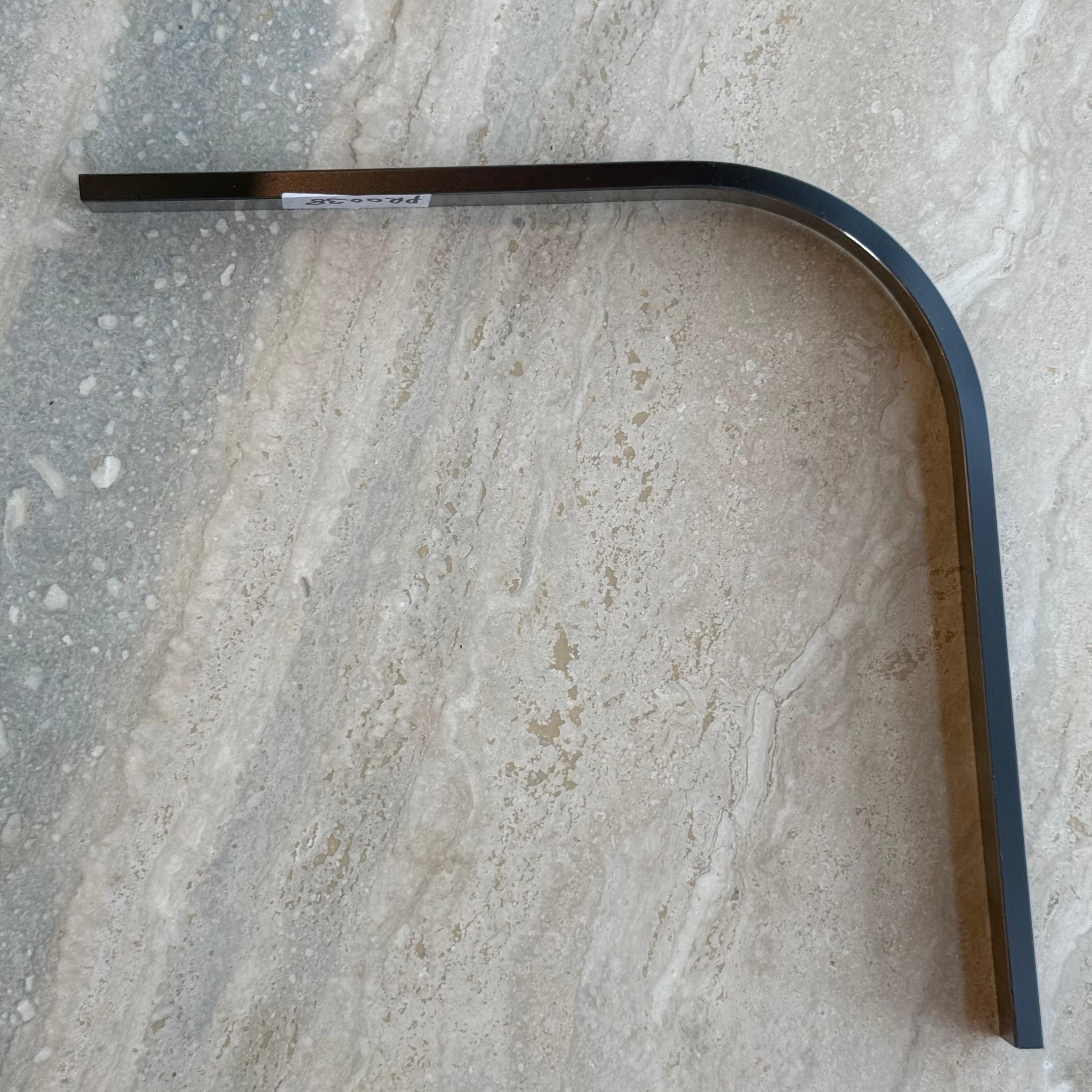 R100 (2.5cm) External Corner Accessories - Black - PR0038 -  wall-panels-profiles - ebarza Furniture UAE | Shop Modern Furniture in Abu Dhabi & Dubai - مفروشات ايبازرا في الامارات | تسوق اثاث عصري وديكورات مميزة في دبي وابوظبي