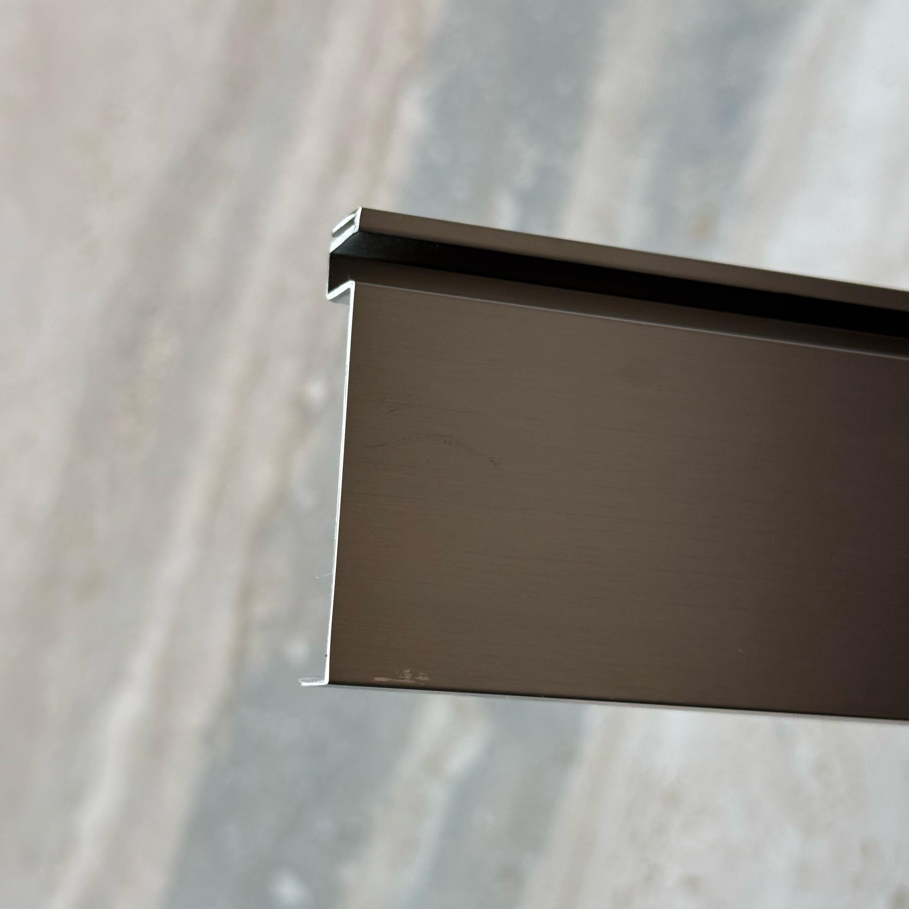 R200 (6cm) External Corner Skirting Accessories - Black - PR0025 -  wall-panels-profiles - ebarza Furniture UAE | Shop Modern Furniture in Abu Dhabi & Dubai - مفروشات ايبازرا في الامارات | تسوق اثاث عصري وديكورات مميزة في دبي وابوظبي
