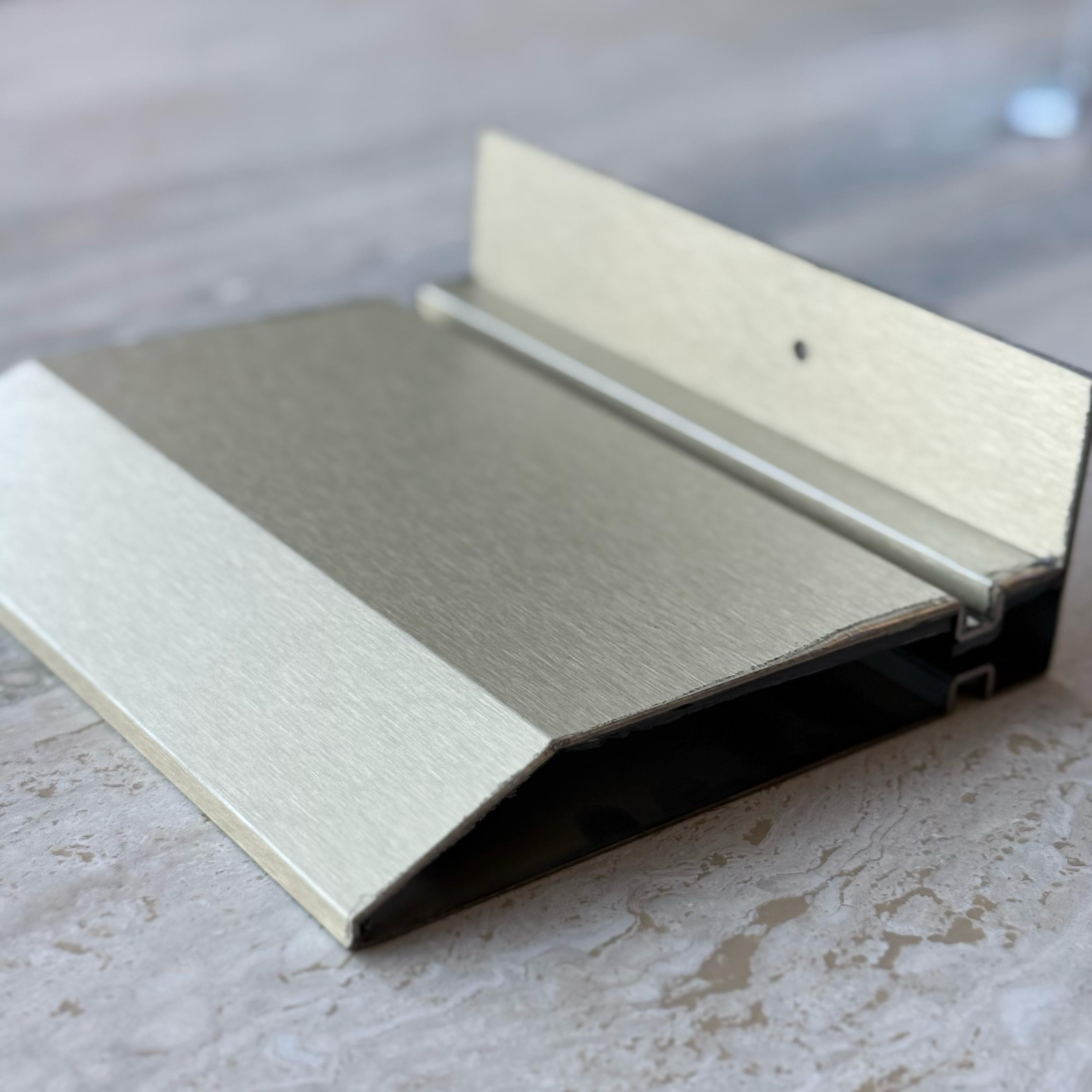 1mm Thickness (17cm) Stainless Steel Sealing Cap - Gold - PR0050 -  wall-panels-profiles - ebarza Furniture UAE | Shop Modern Furniture in Abu Dhabi & Dubai - مفروشات ايبازرا في الامارات | تسوق اثاث عصري وديكورات مميزة في دبي وابوظبي