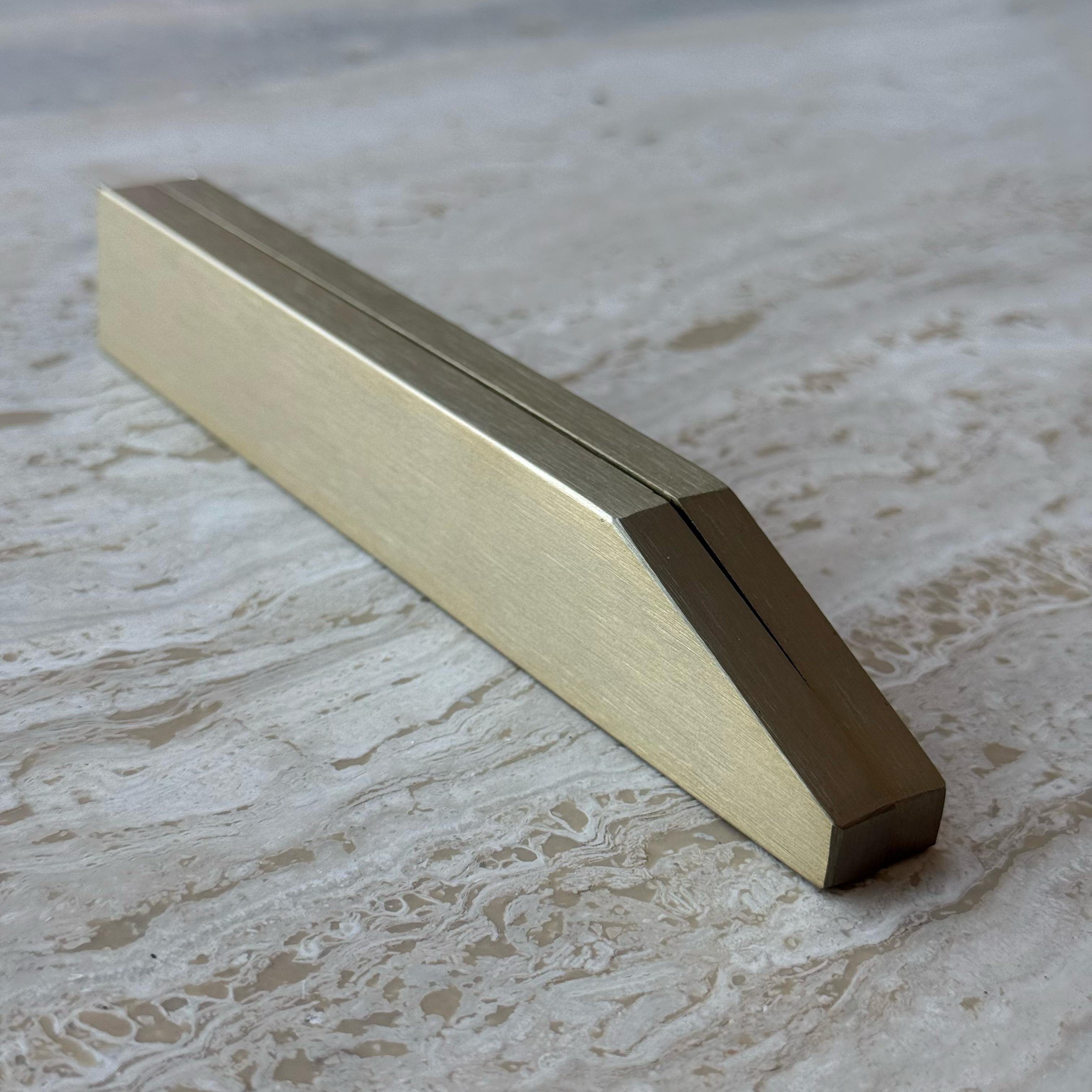 1mm Thickness (2.8cm) Extra Accessories Sealing Cap - Gold - PR0044 -  wall-panels-profiles - ebarza Furniture UAE | Shop Modern Furniture in Abu Dhabi & Dubai - مفروشات ايبازرا في الامارات | تسوق اثاث عصري وديكورات مميزة في دبي وابوظبي