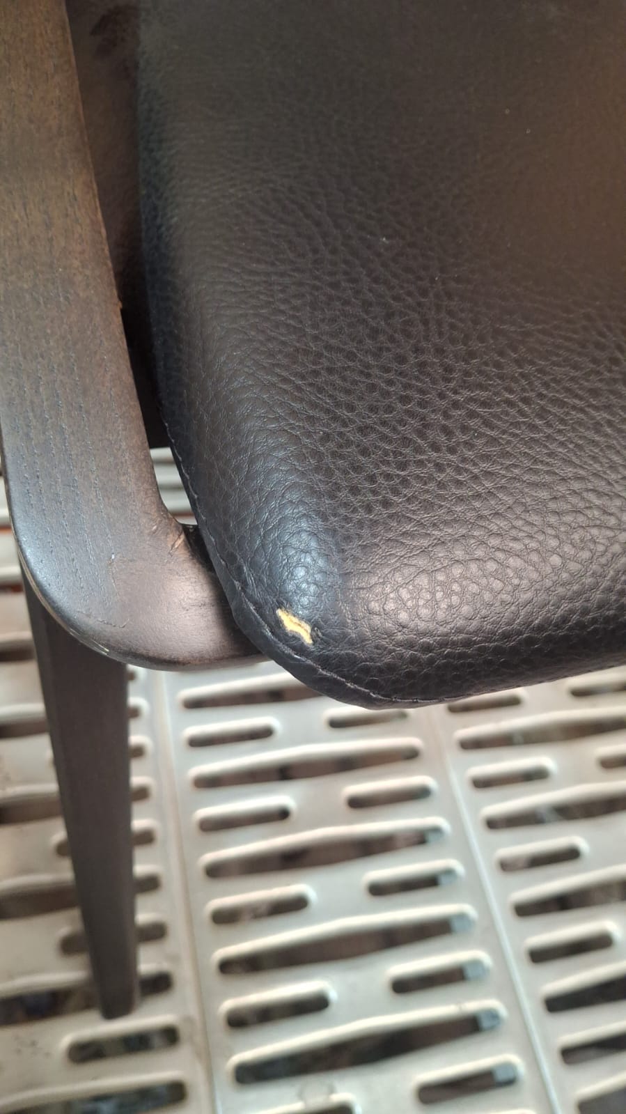 Display Item - Miranda Solid Ash Wood Chair Miranda-B-0705 -  DISPLAY ITEM - ebarza Furniture UAE | Shop Modern Furniture in Abu Dhabi & Dubai - مفروشات ايبازرا في الامارات | تسوق اثاث عصري وديكورات مميزة في دبي وابوظبي