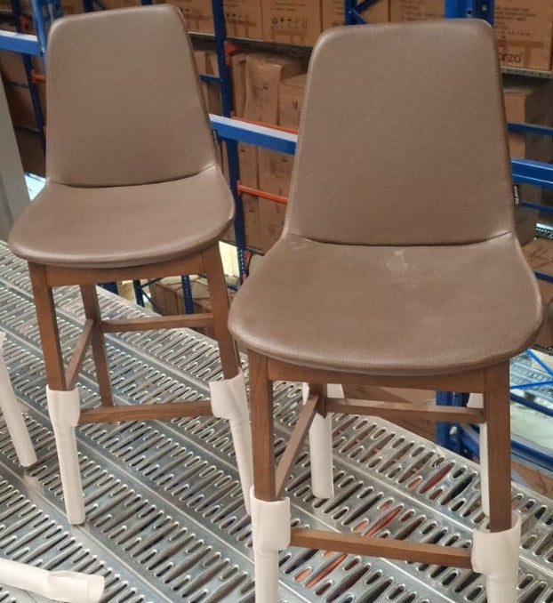 Display Item - Porto Solid Ash Wood Bar Stool Porto-W-2618 -  DISPLAY ITEM - ebarza Furniture UAE | Shop Modern Furniture in Abu Dhabi & Dubai - مفروشات ايبازرا في الامارات | تسوق اثاث عصري وديكورات مميزة في دبي وابوظبي