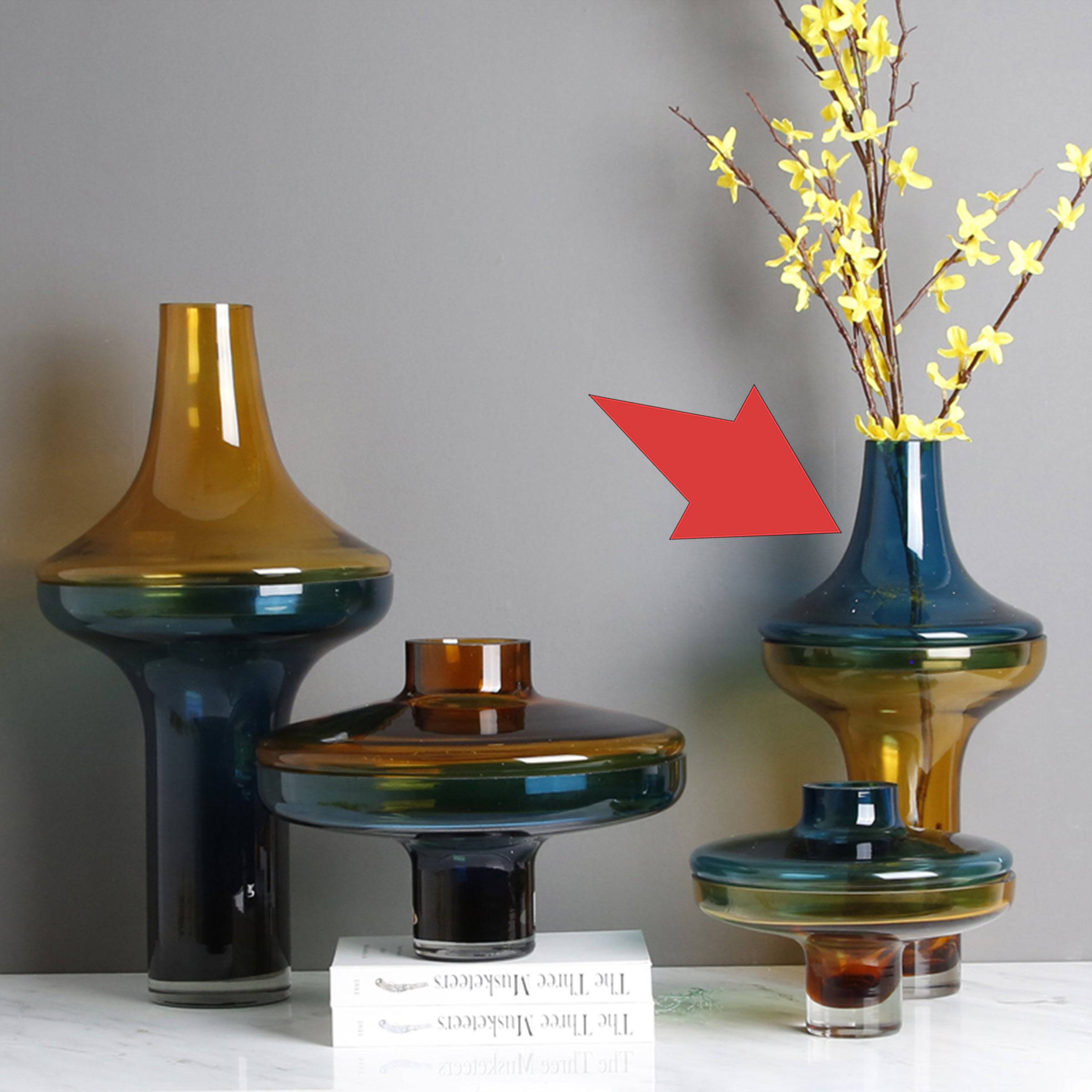 Amber & Blue Glass Vase FL-Zs254C -  Vases | مزهرية زجاجية عنبر وزرقاء - ebarza Furniture UAE | Shop Modern Furniture in Abu Dhabi & Dubai - مفروشات ايبازرا في الامارات | تسوق اثاث عصري وديكورات مميزة في دبي وابوظبي