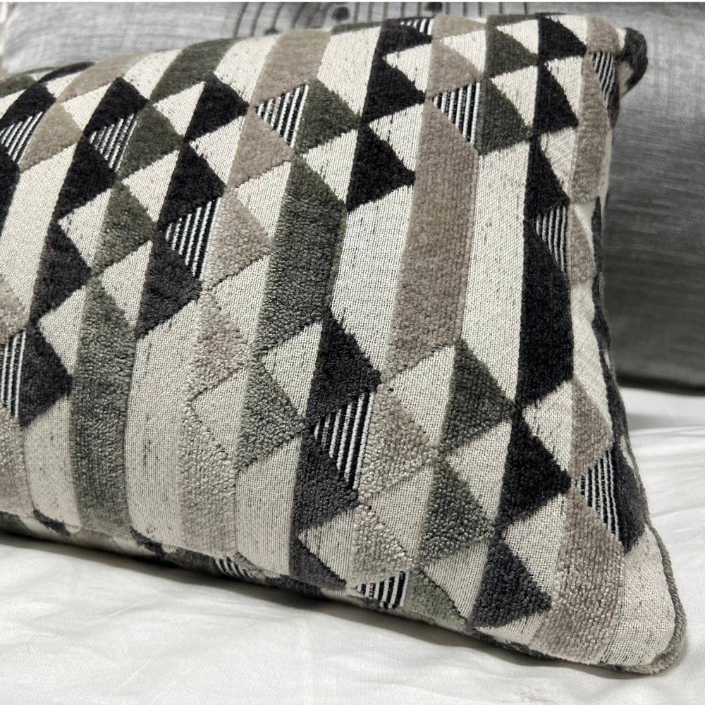 Amoret-Cushion Cover 60X30 Cm Amoret-92 -  Cushions | غطاء وسادة أموريت 60 × 30 سم - ebarza Furniture UAE | Shop Modern Furniture in Abu Dhabi & Dubai - مفروشات ايبازرا في الامارات | تسوق اثاث عصري وديكورات مميزة في دبي وابوظبي