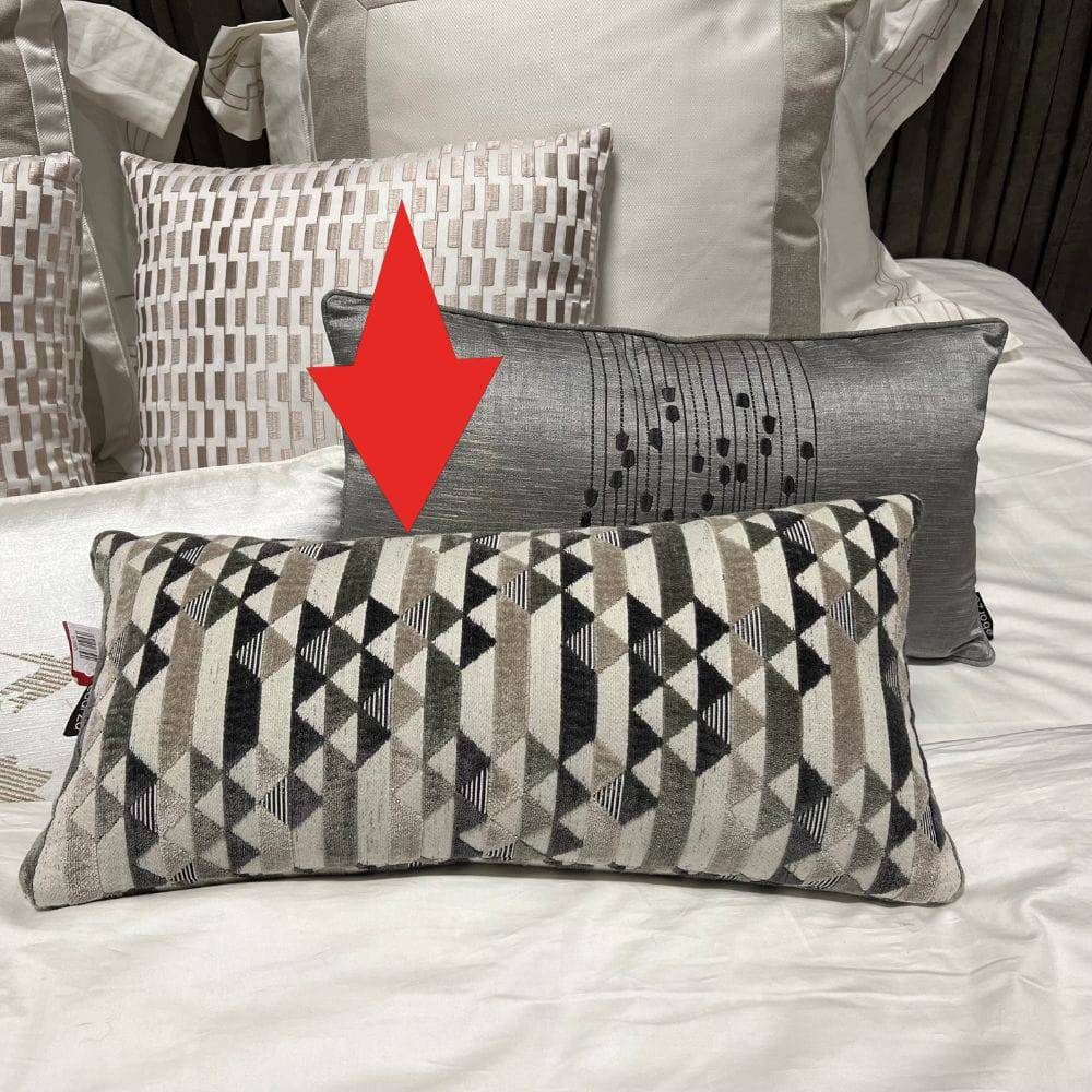 Amoret-Cushion Cover 60X30 Cm Amoret-92 -  Cushions | غطاء وسادة أموريت 60 × 30 سم - ebarza Furniture UAE | Shop Modern Furniture in Abu Dhabi & Dubai - مفروشات ايبازرا في الامارات | تسوق اثاث عصري وديكورات مميزة في دبي وابوظبي