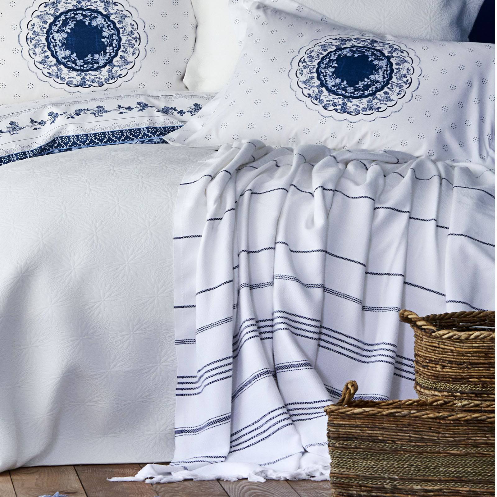 Belina Mavi Set 200.14.01.0035 -  Bedding - ebarza Furniture UAE | Shop Modern Furniture in Abu Dhabi & Dubai - مفروشات ايبازرا في الامارات | تسوق اثاث عصري وديكورات مميزة في دبي وابوظبي