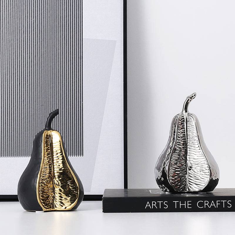 Black Pear Ornament -B Fa-D21088B -  Home Decor Figurines | ديكور الكمثرى باللون الاسود - ebarza Furniture UAE | Shop Modern Furniture in Abu Dhabi & Dubai - مفروشات ايبازرا في الامارات | تسوق اثاث عصري وديكورات مميزة في دبي وابوظبي