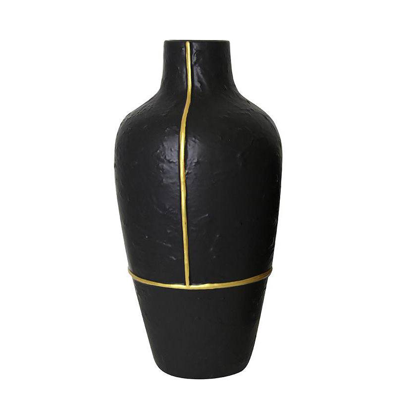 Black Vase With Gold Thread-A Fa-D1956A -  Vases - ebarza Furniture UAE | Shop Modern Furniture in Abu Dhabi & Dubai - مفروشات ايبازرا في الامارات | تسوق اثاث عصري وديكورات مميزة في دبي وابوظبي